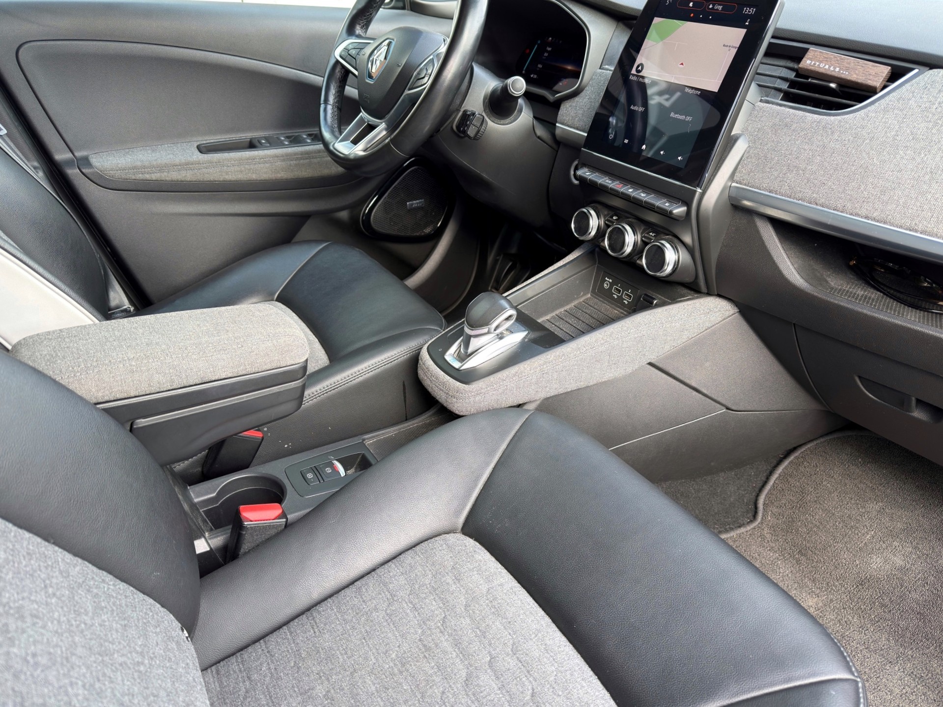 RENAULT Zoe Intens R135 (Batterie Miete)-image-23