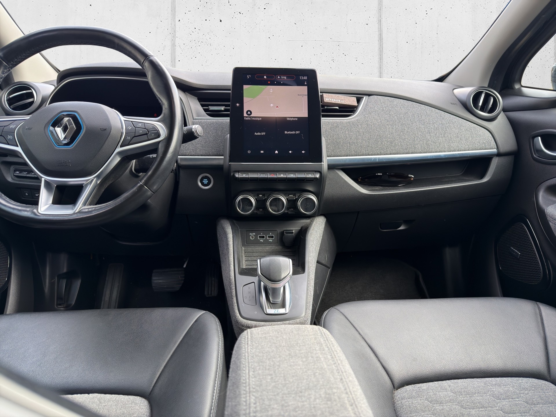 RENAULT Zoe Intens R135 (Batterie Miete)-image-12