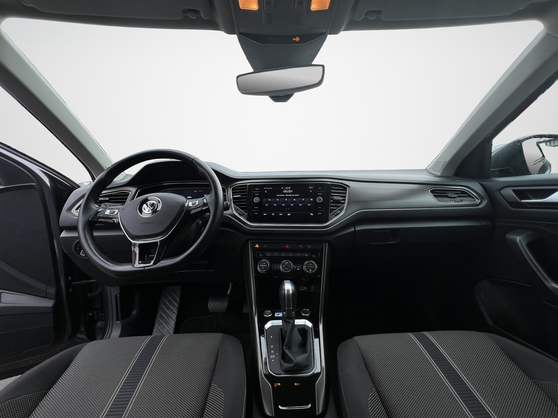 VW T-Roc 1.5 TSI EVO Advance-image-13