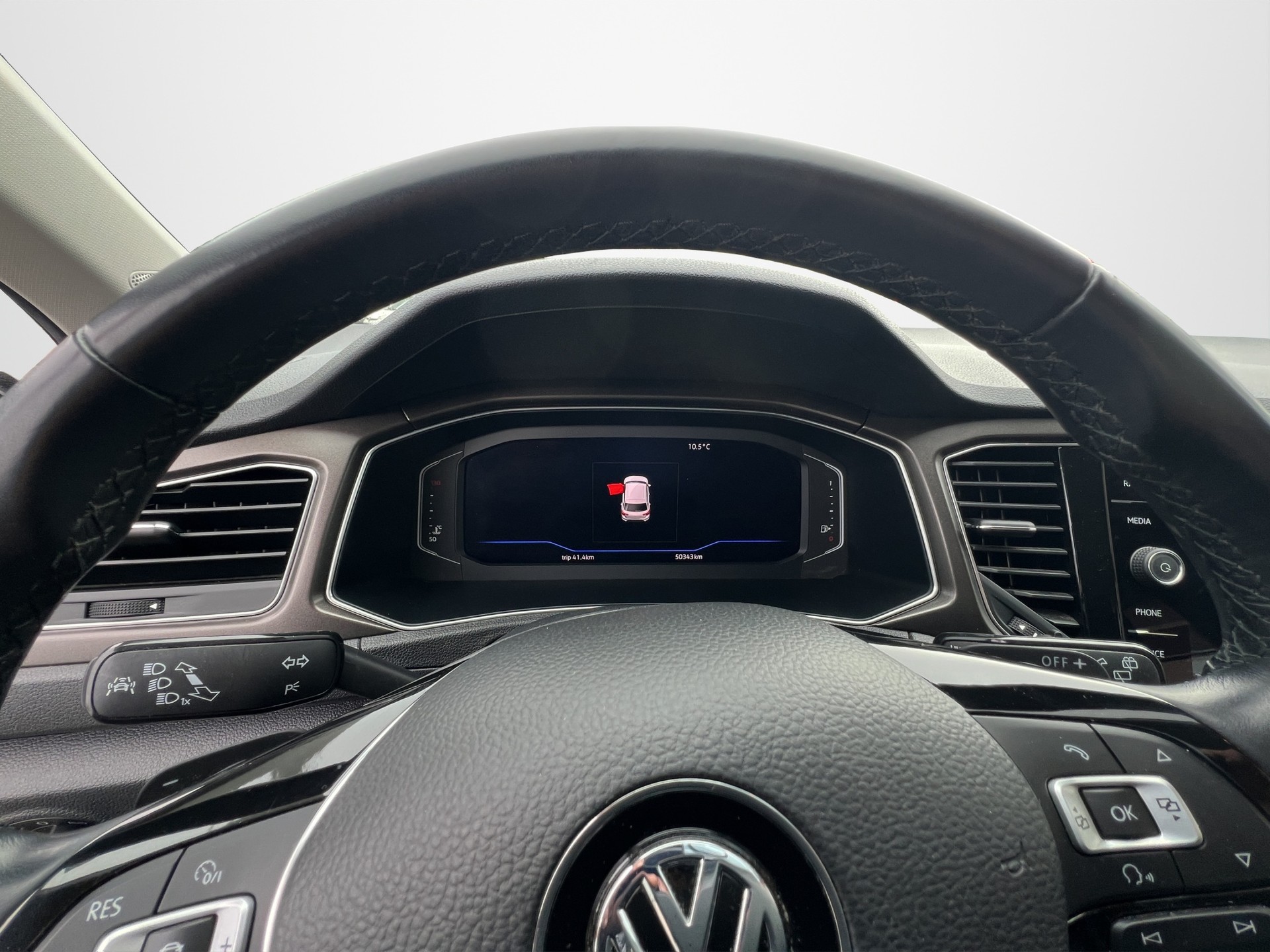 VW T-Roc 1.5 TSI EVO Advance-image-10