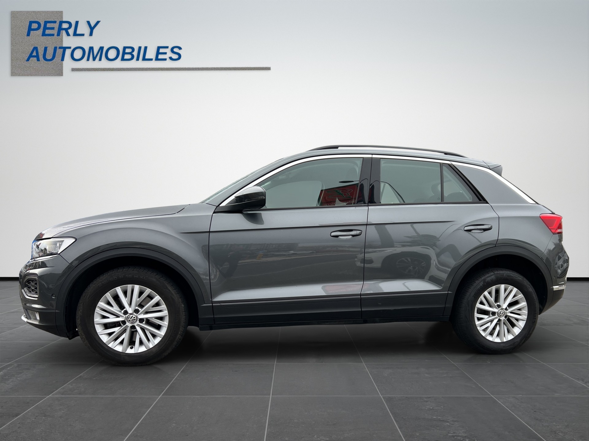 VW T-Roc 1.5 TSI EVO Advance-showroom-element-2