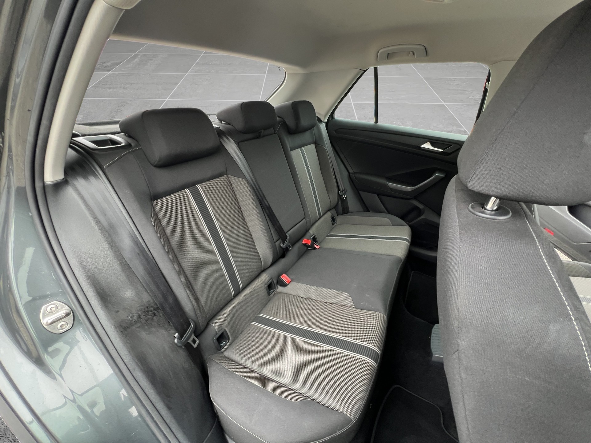 VW T-Roc 1.5 TSI EVO Advance-image-15