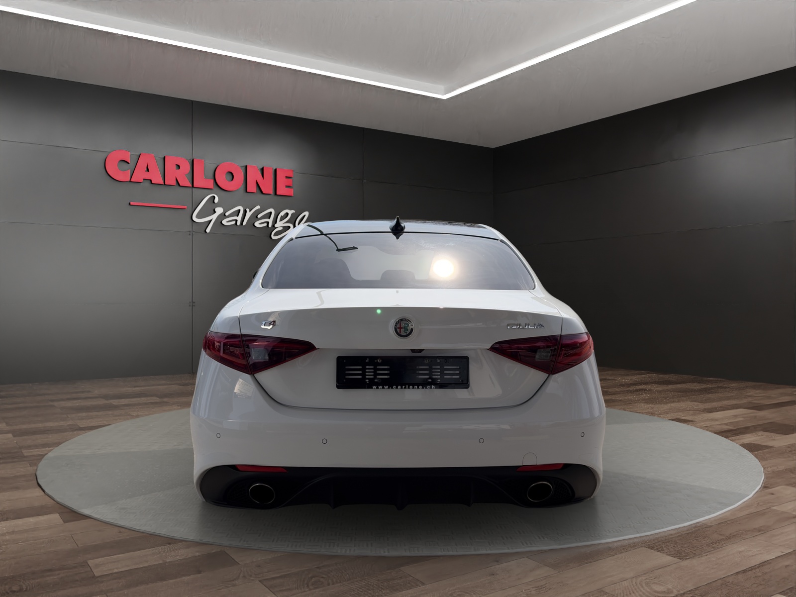 ALFA ROMEO Giulia 2.2 D Q4 210 Veloce-showroom-element-3