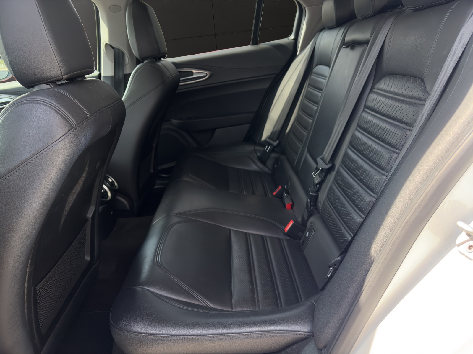 ALFA ROMEO Giulia 2.2 D Q4 210 Veloce-image-10
