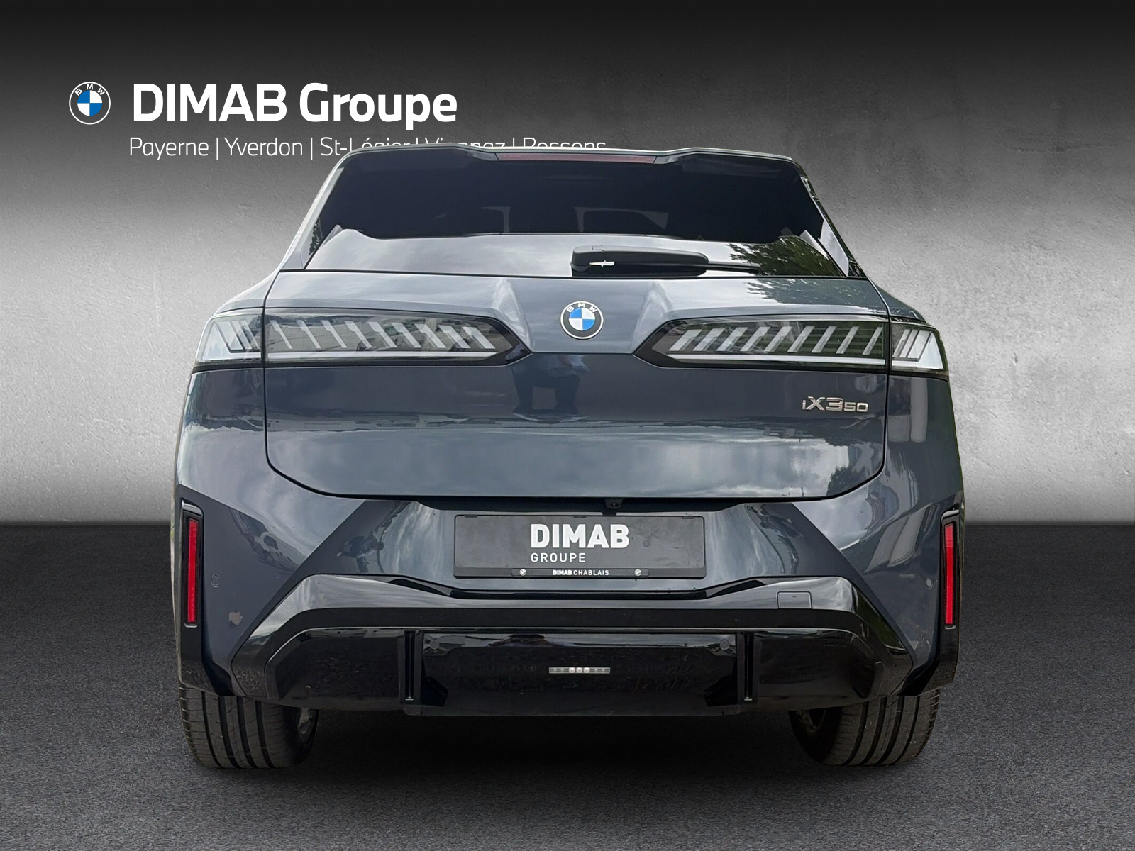 BMW iX3 50 xDrive M Sport Pro-showroom-element-3