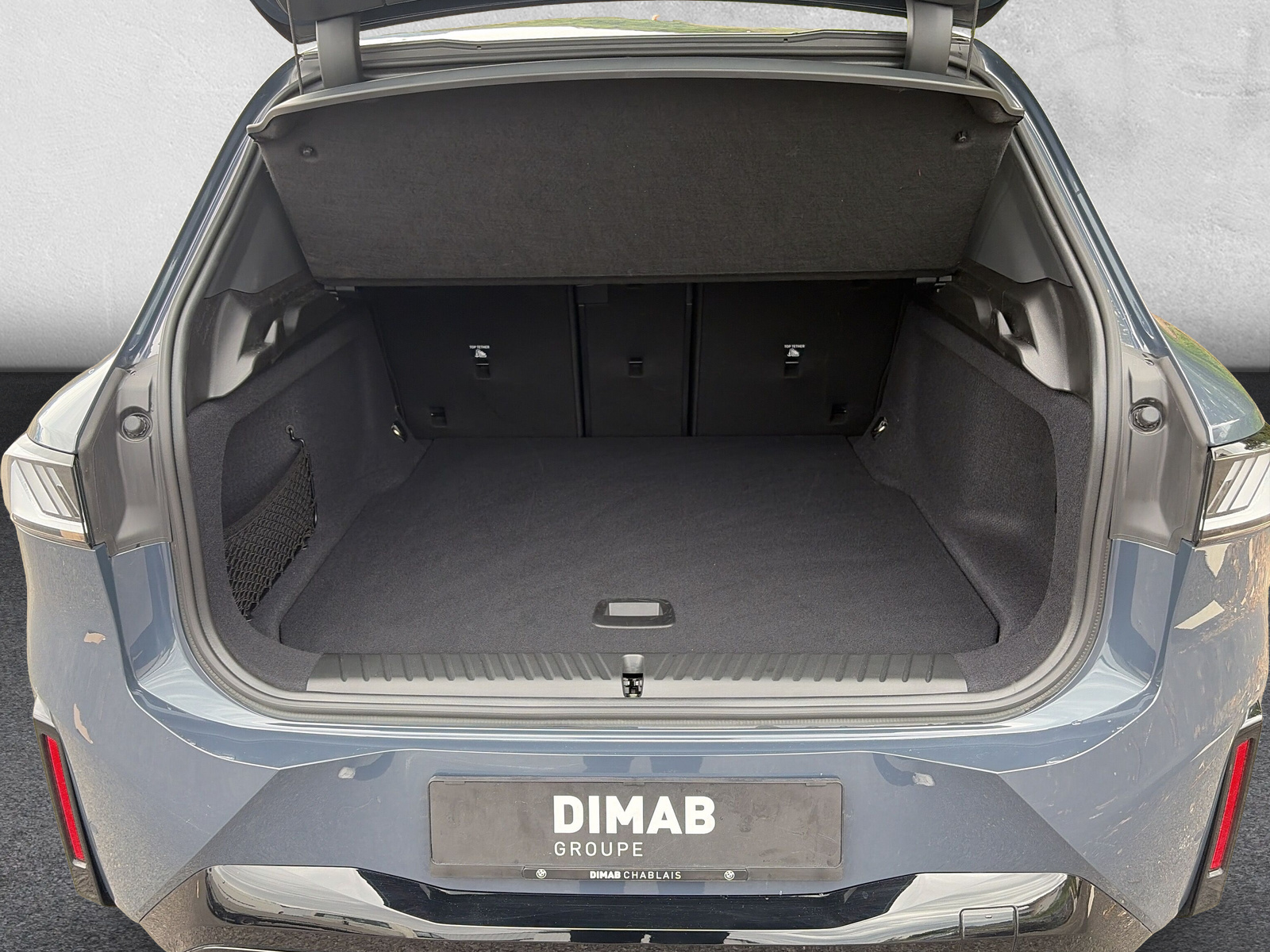 BMW iX3 50 xDrive M Sport Pro-image-9