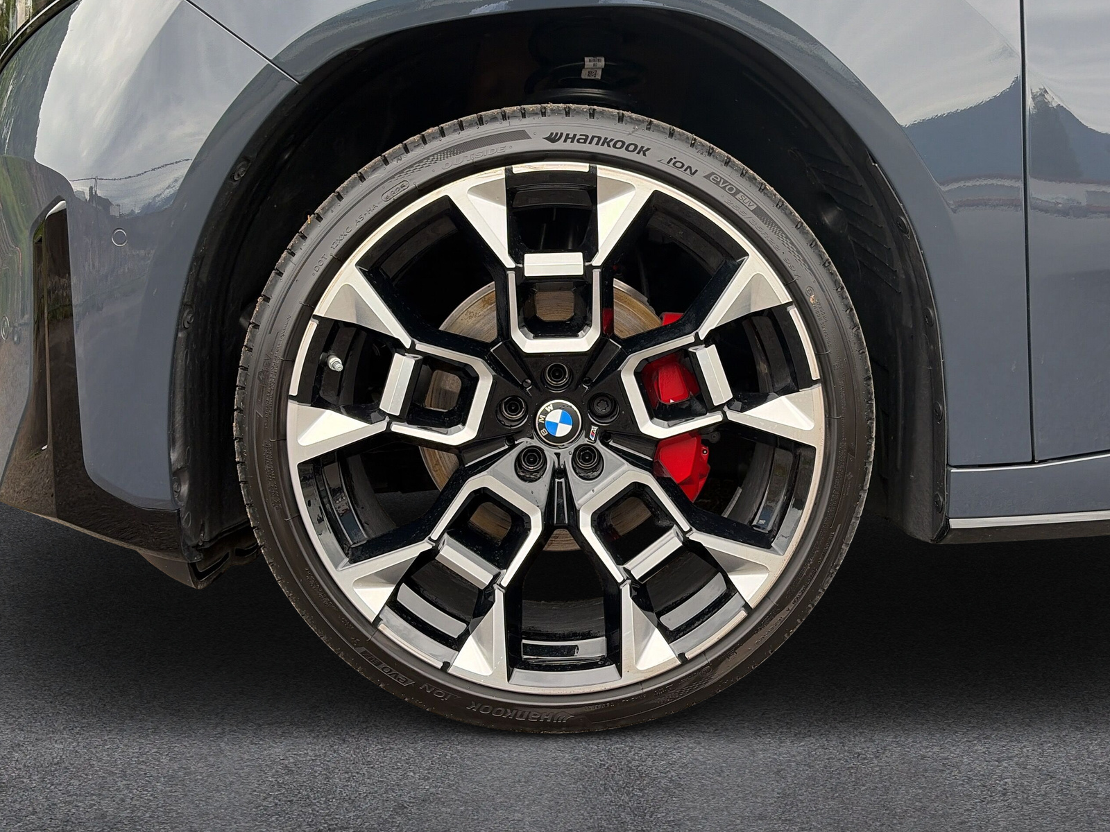 BMW iX3 50 xDrive M Sport Pro-image-8