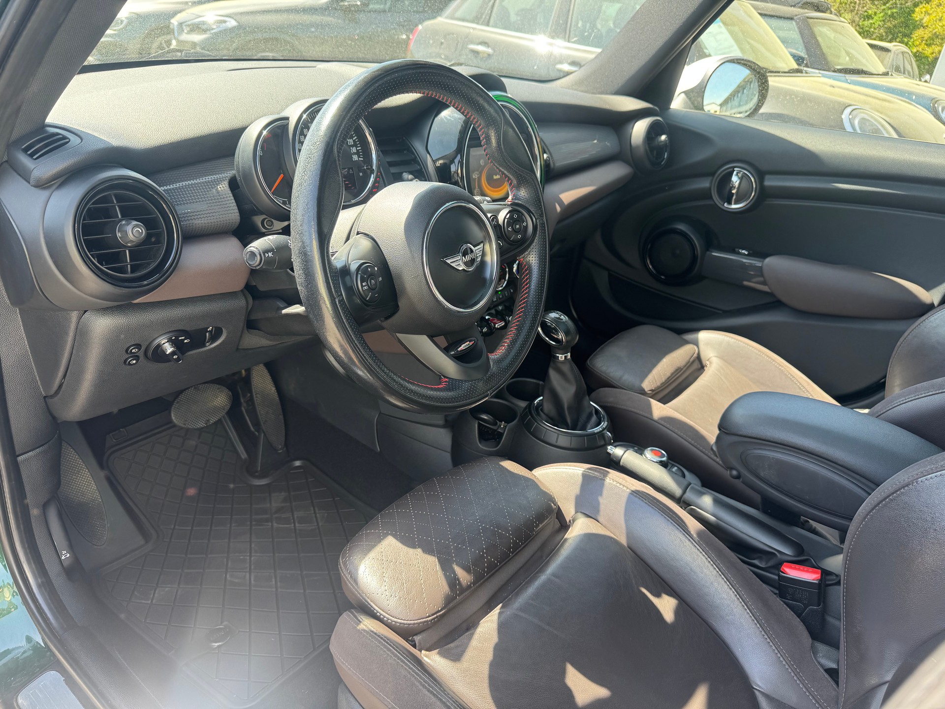 MINI Cooper Classic Edition Steptronic-image-9