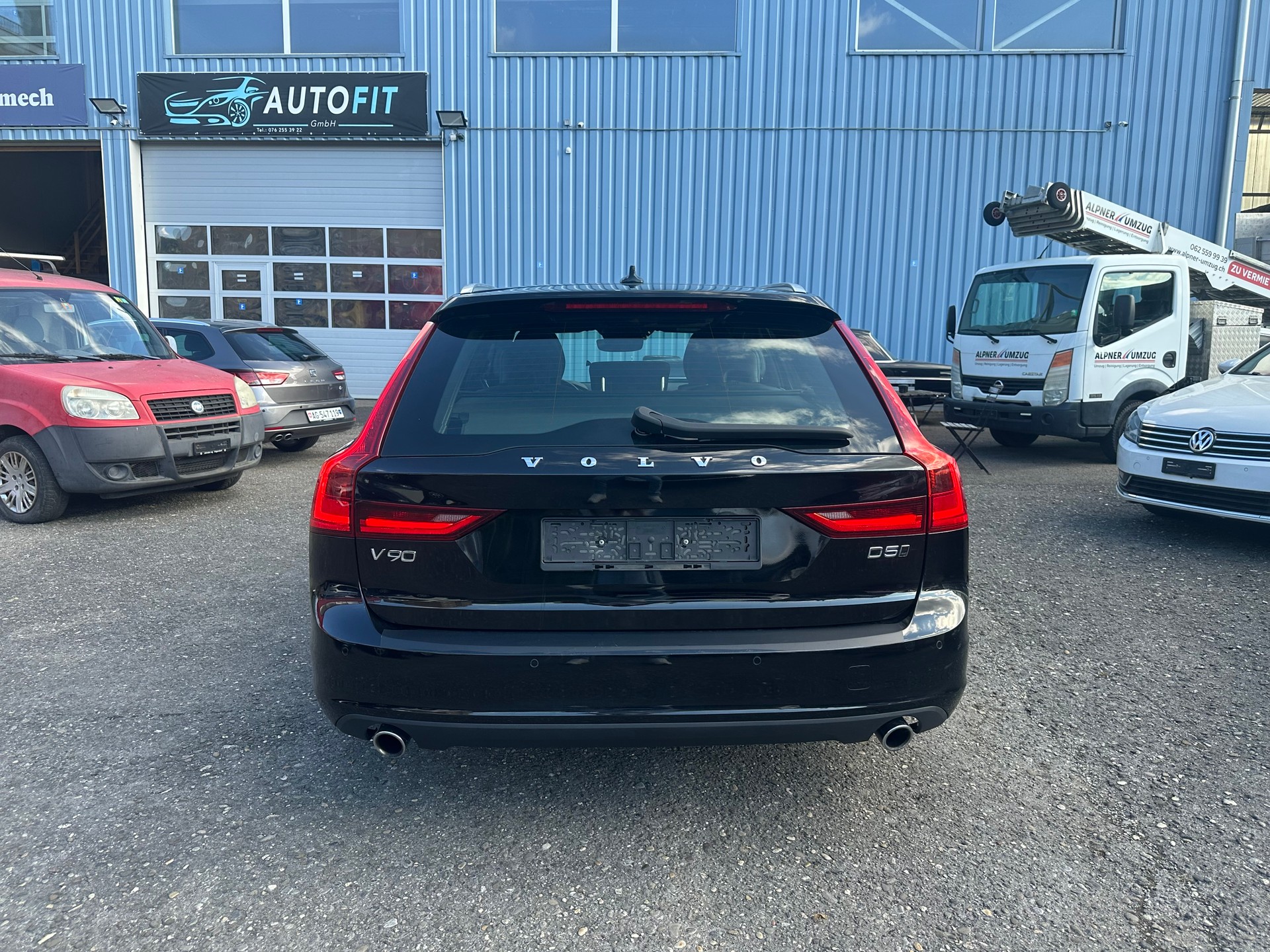 VOLVO D5 Inscription AWD-image-7