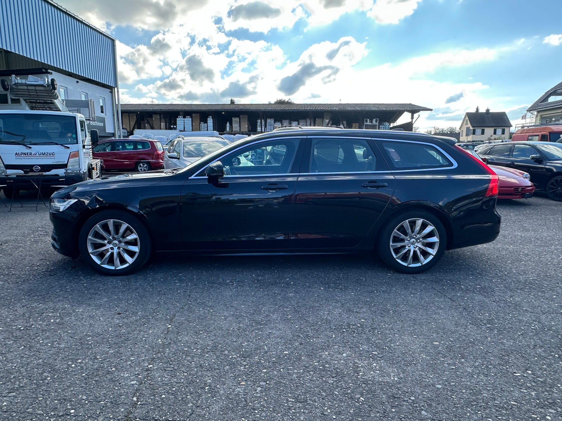 VOLVO D5 Inscription AWD-image-4