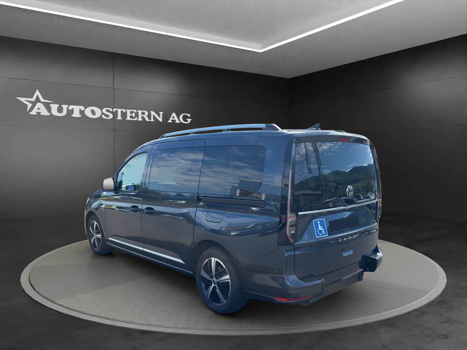 VW VW Caddy Maxi Kombi Premium 1.5 TSI DSG Rollstuhltransport 5+1 Plätze-image-6