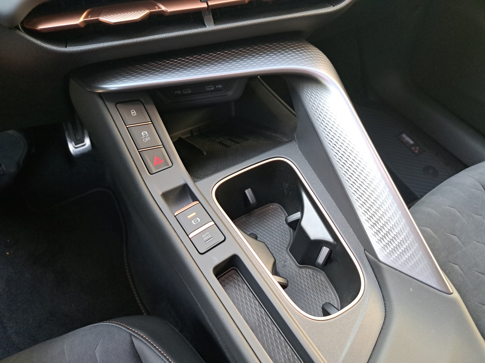 CUPRA Terramar 1.5 eHybrid VZ DSG-image-12