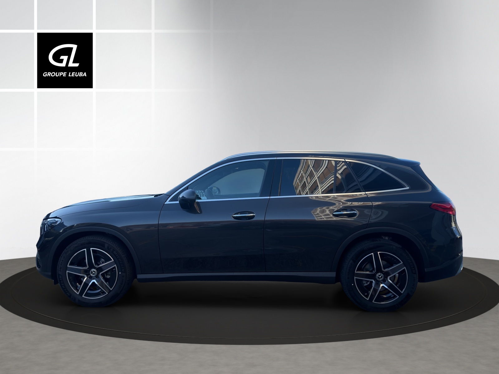 MERCEDES-BENZ GLC 220 d 4M 9G-Tronic-showroom-element-2