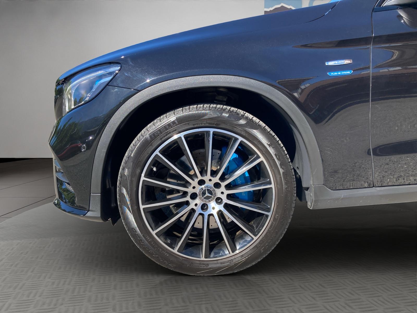 MERCEDES-BENZ GLC 350 e AMG Line 4m-image-18