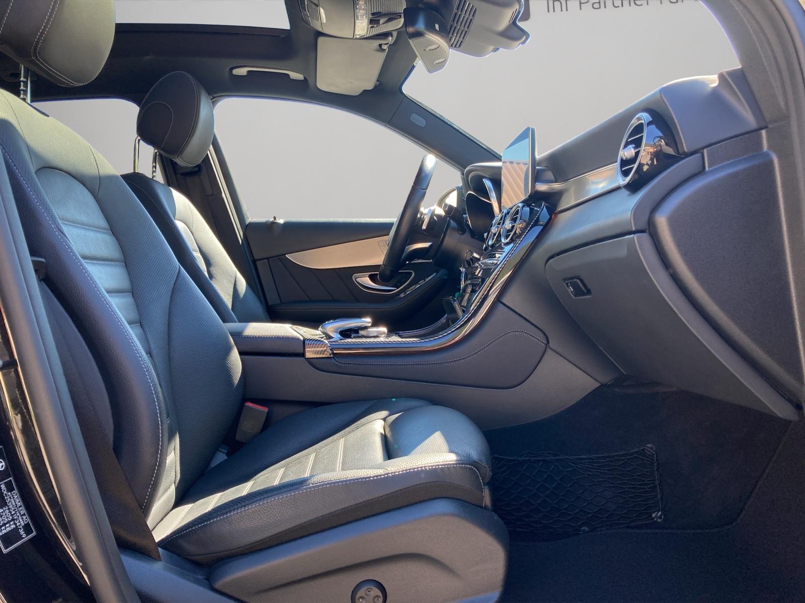 MERCEDES-BENZ GLC 350 e AMG Line 4m-image-10