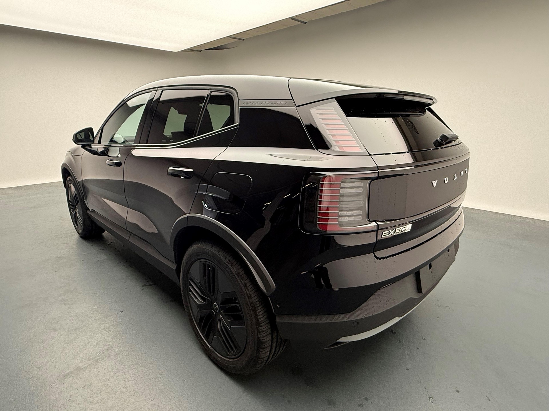 VOLVO EX30 CC E60 Twin Performance AWD-showroom-element-2