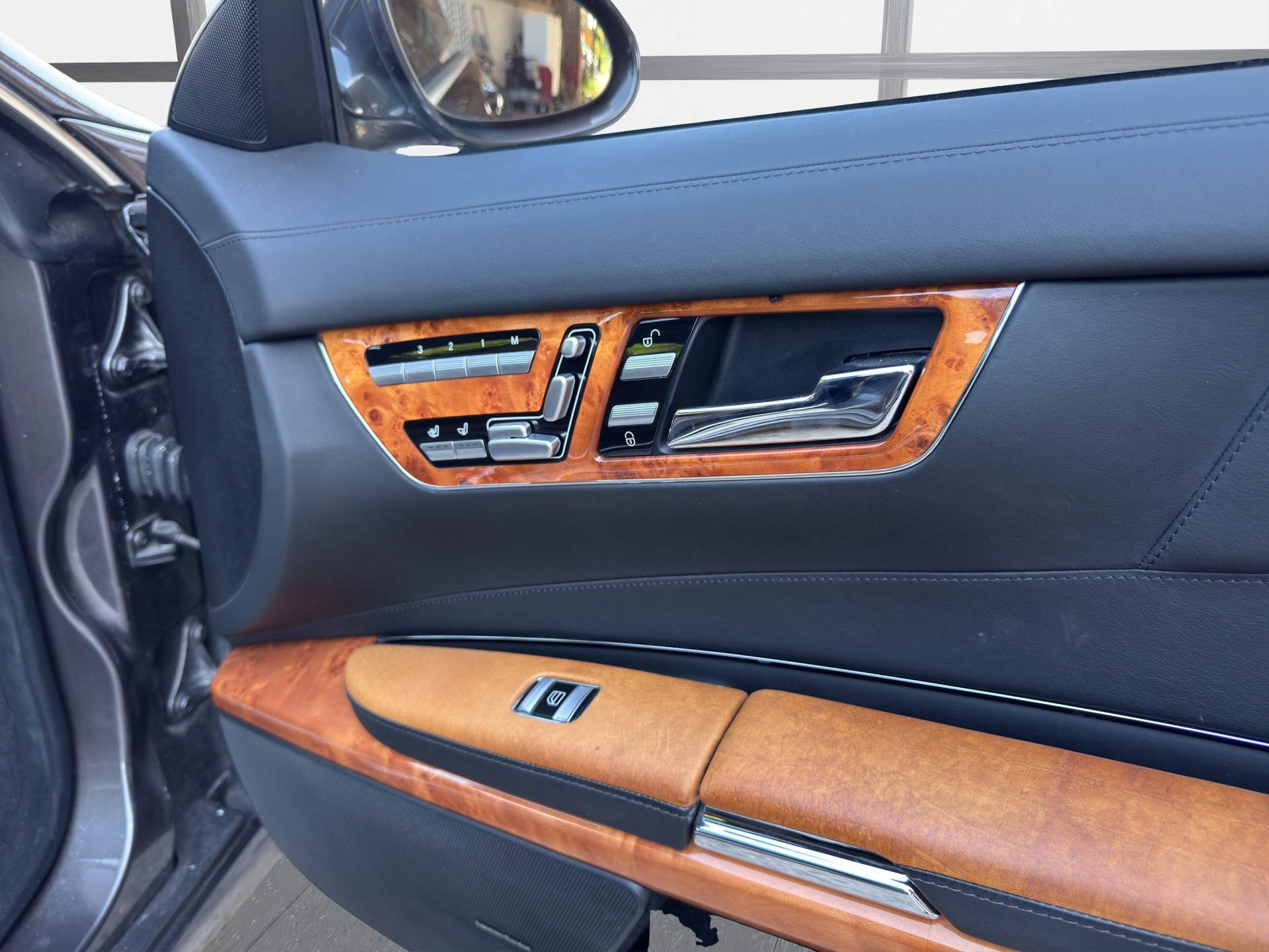 MERCEDES-BENZ CL 600 Automatic-image-13