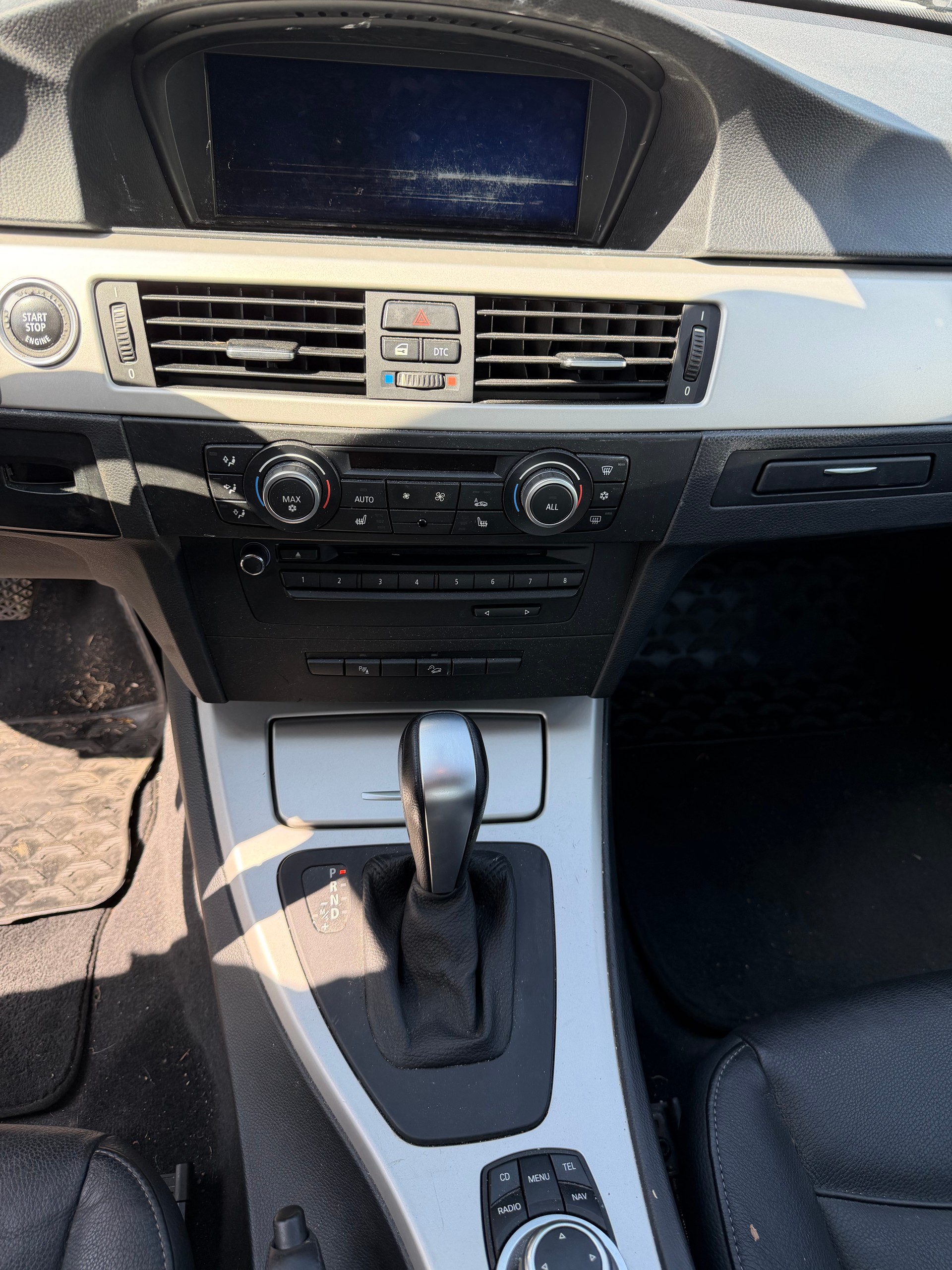 BMW 330i x-Drive Steptronic-image-7