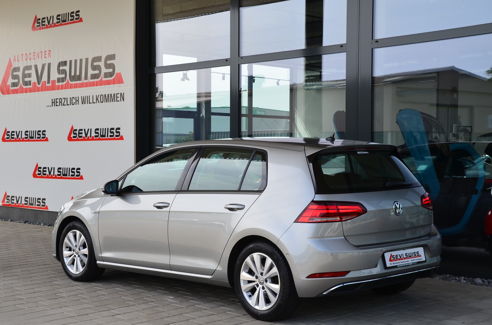 VW Golf 1.5 TSI EVO Comfortline DSG*Frisch ab MFK,1 Jahr oder 20'000km Garantie*-image-5