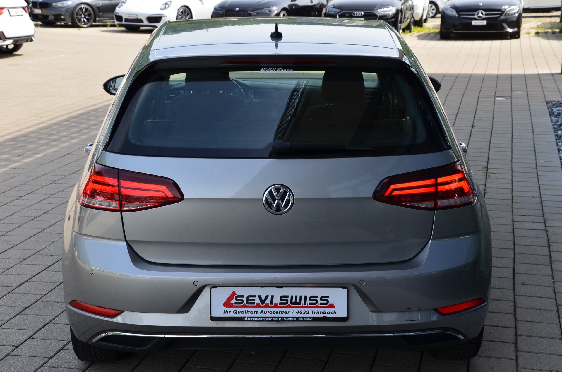 VW Golf 1.5 TSI EVO Comfortline DSG*Frisch ab MFK,1 Jahr oder 20'000km Garantie*-image-4