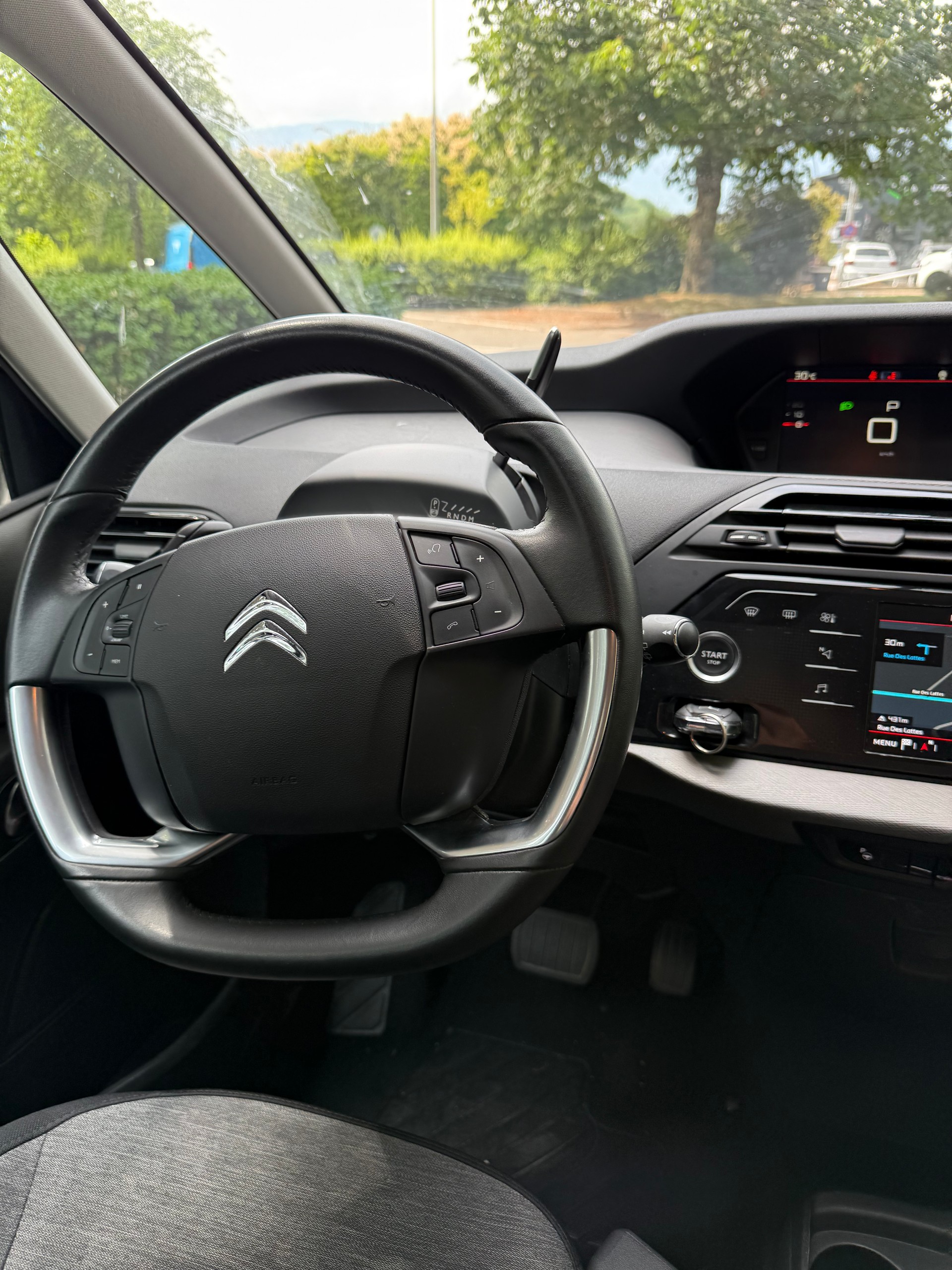 CITROEN C4 Spacetourer 1.5 BlueHDi Feel Edition EAT8-image-8