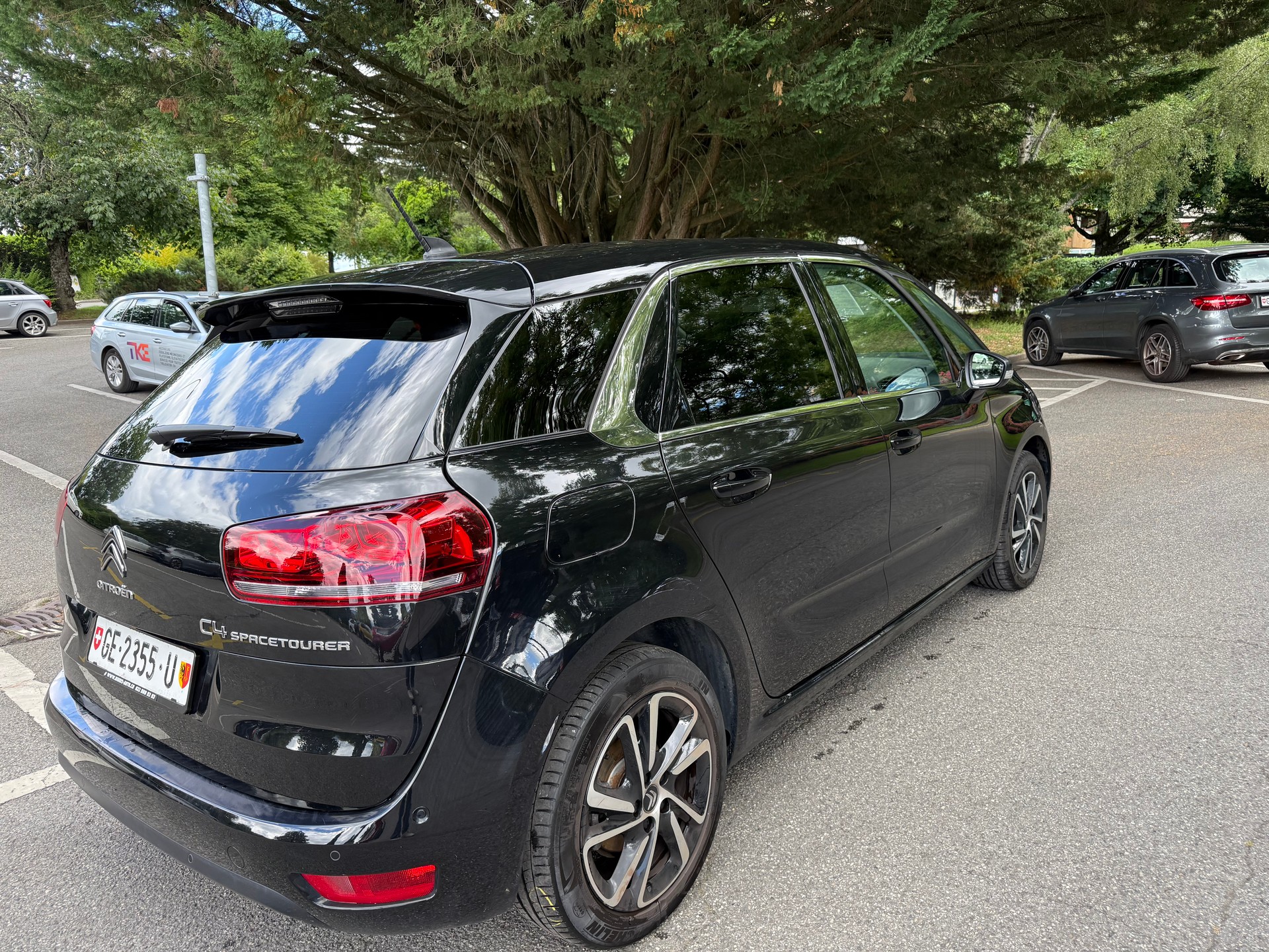 CITROEN C4 Spacetourer 1.5 BlueHDi Feel Edition EAT8-image-22