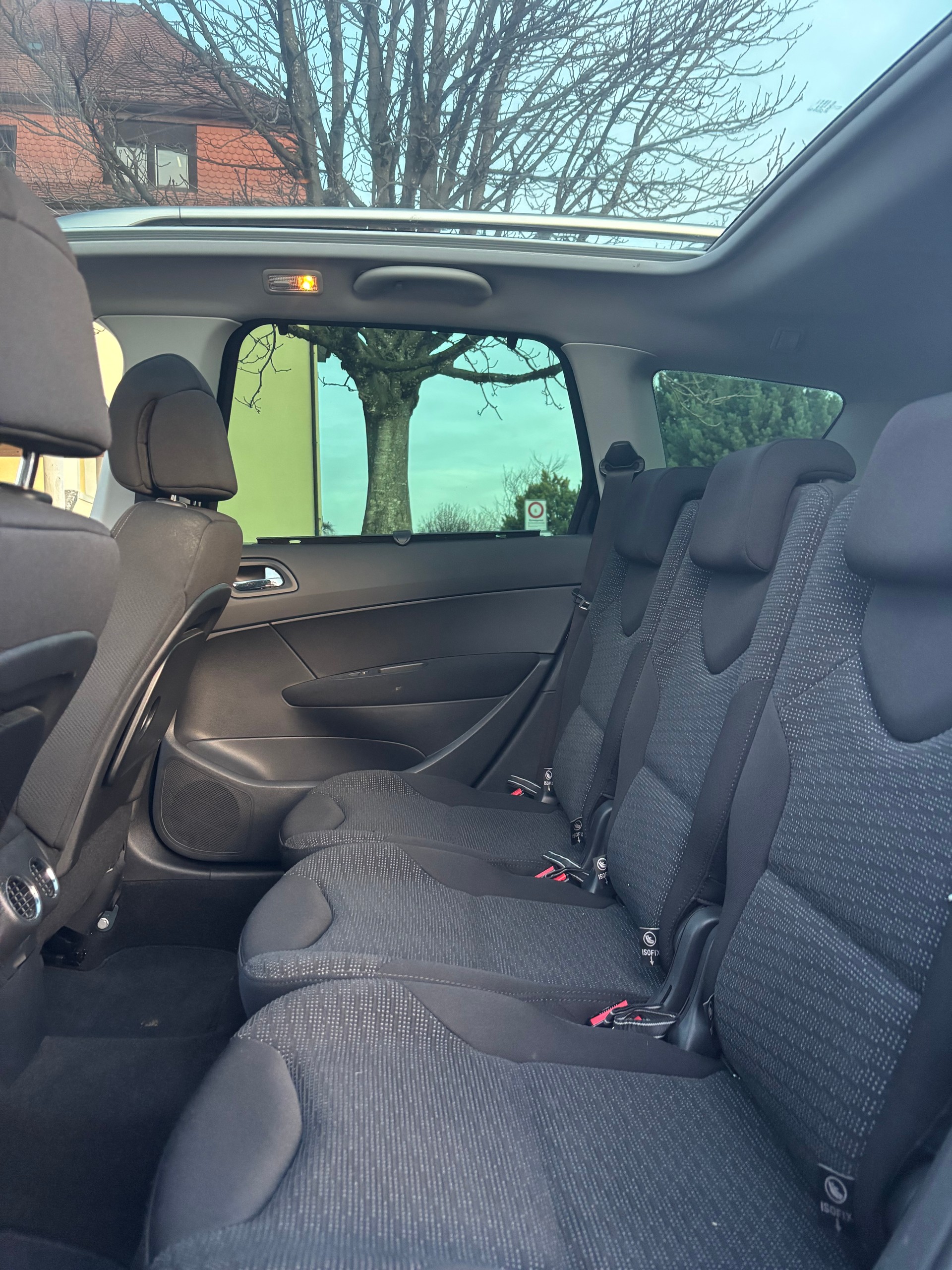 PEUGEOT 308 SW 1.6 16V Turbo Sport-image-13