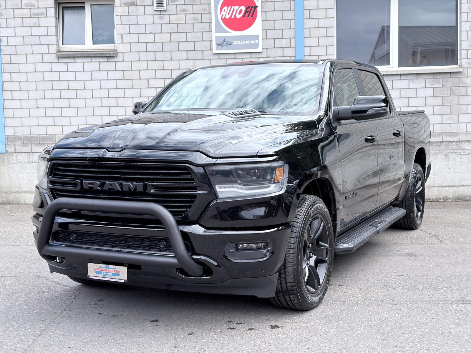 DODGE RAM GT 5.7 HEMI 4x4 Crew Cab-showroom-element-2