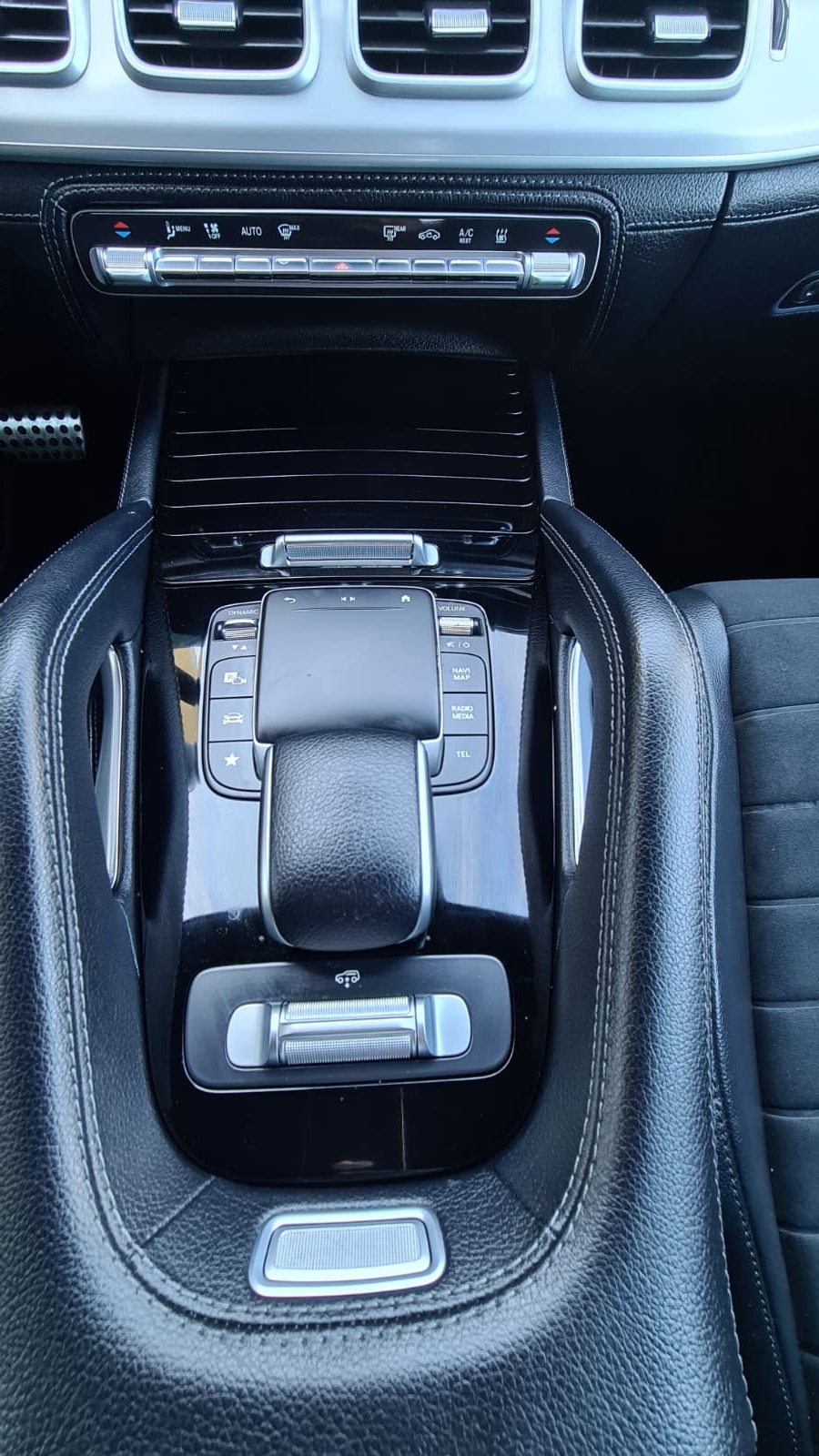 MERCEDES-BENZ GLE 350 de 4Matic AMG Line 9G-Tronic ** 319 PS ** Voll-Leder ** Navi ** RF-Kamera 360° ** Sitzmemory ** Frisch Ab MFK & Service-image-16