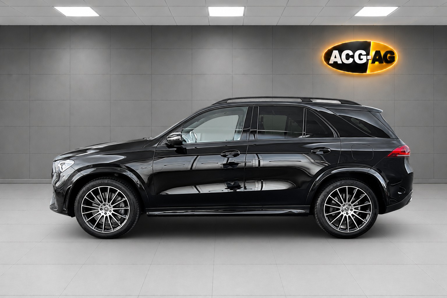 MERCEDES-BENZ GLE 350 de 4Matic AMG Line 9G-Tronic ** 319 PS ** Voll-Leder ** Navi ** RF-Kamera 360° ** Sitzmemory ** Frisch Ab MFK & Service-showroom-element-3