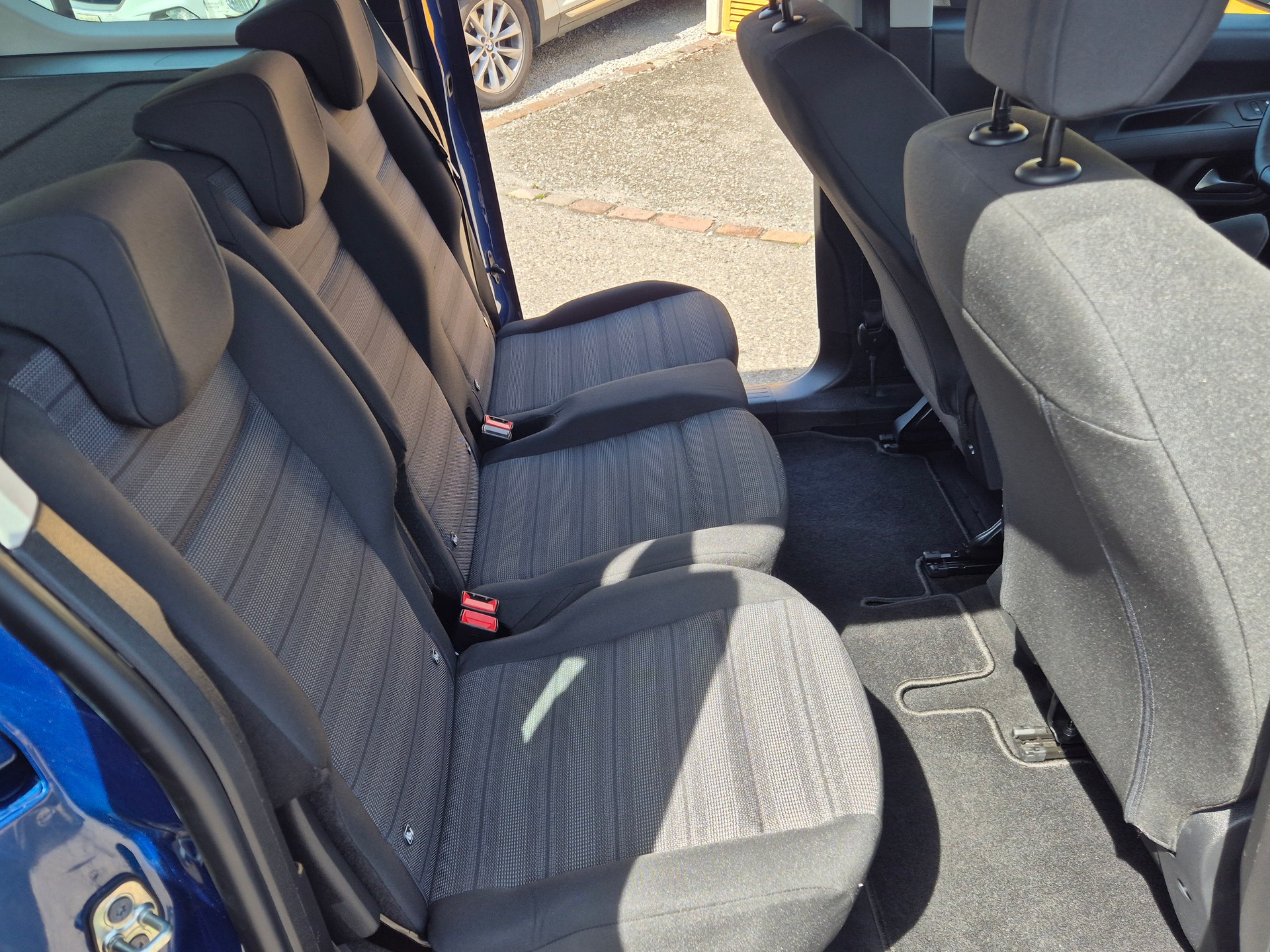 OPEL Combo Life 1.5 Innovation-image-22