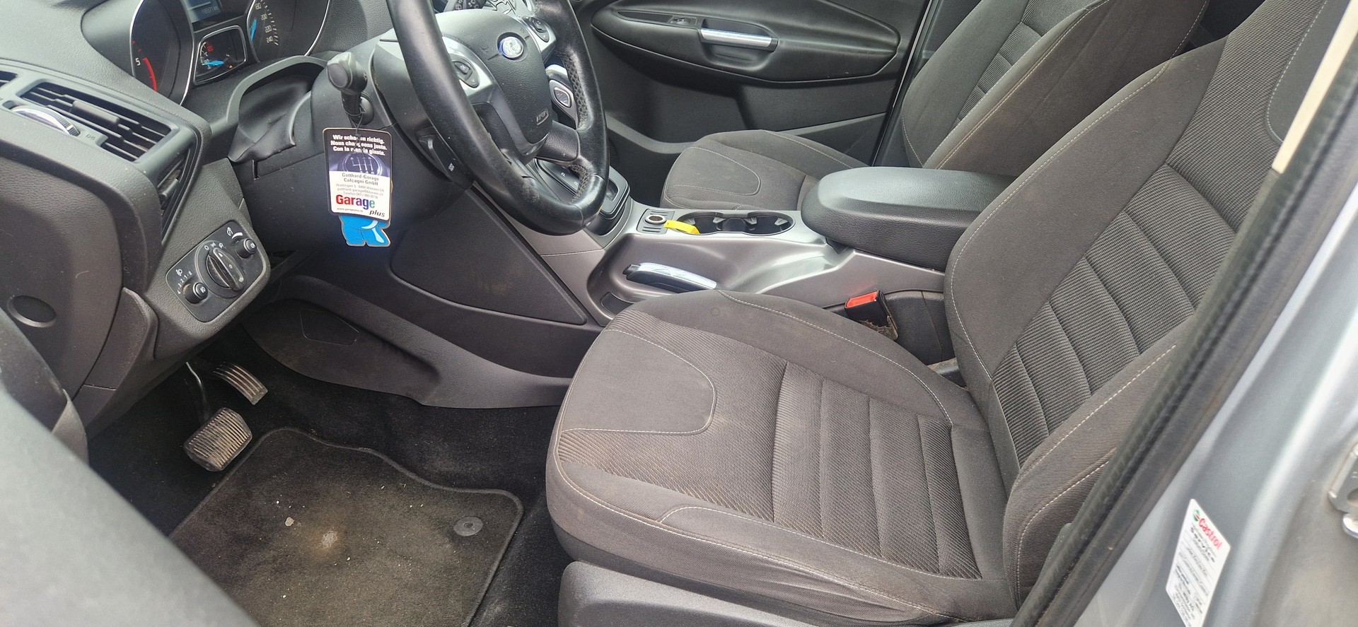 FORD Kuga 2.0 TDCi Carving 4WD PowerShift-image-5
