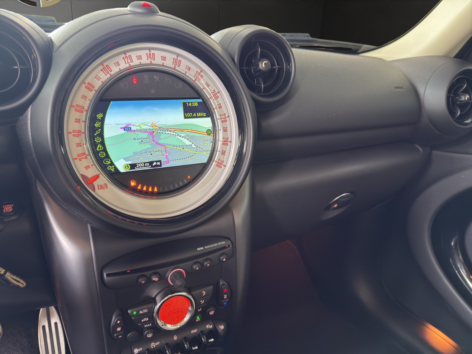 MINI Countryman Cooper S ALL4-image-12