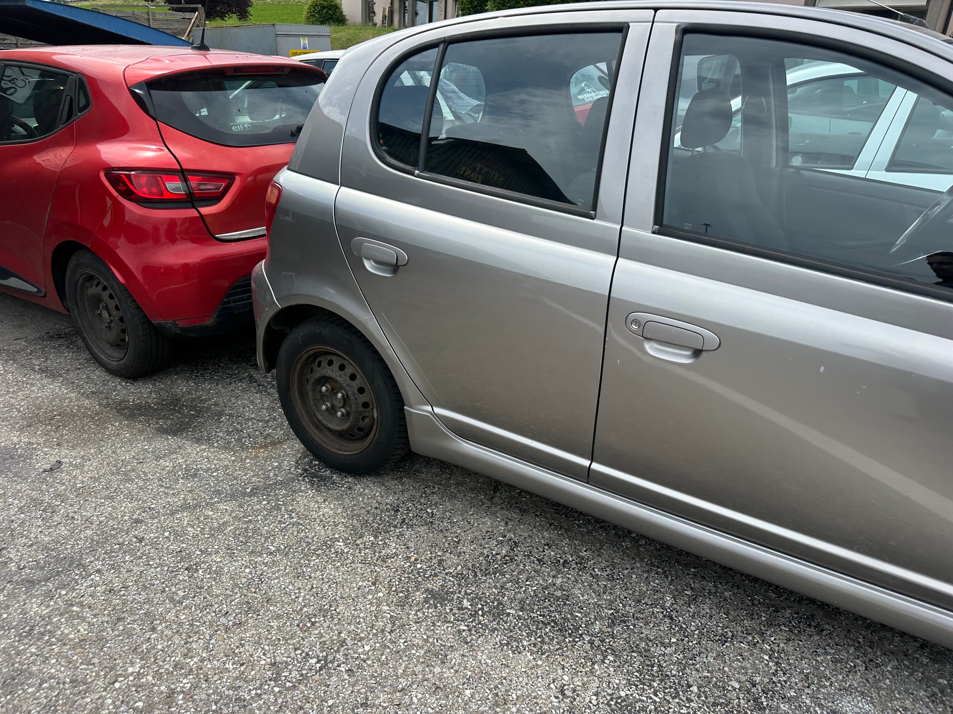 TOYOTA Yaris 1.5 TS-image-13