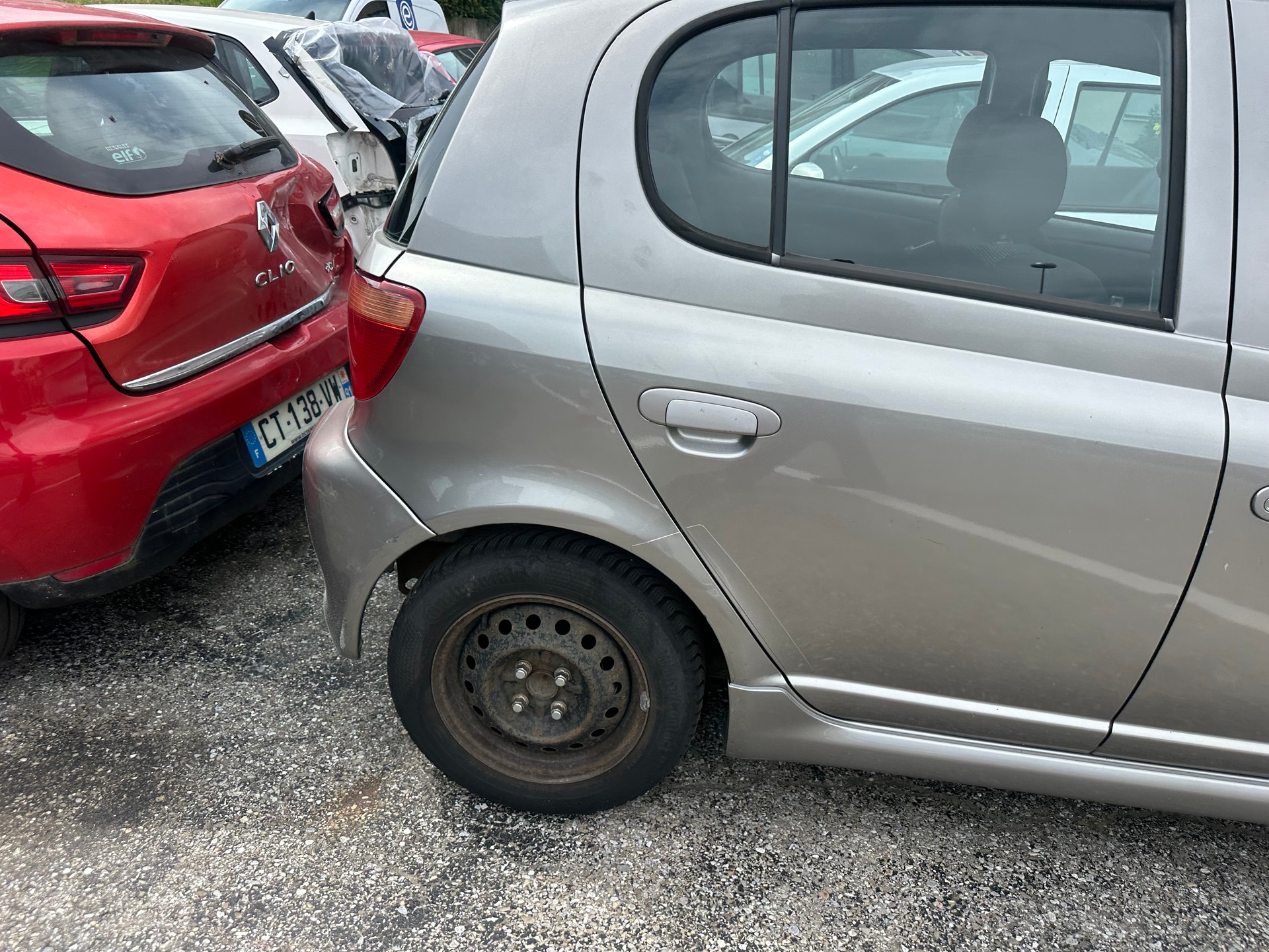 TOYOTA Yaris 1.5 TS-image-2