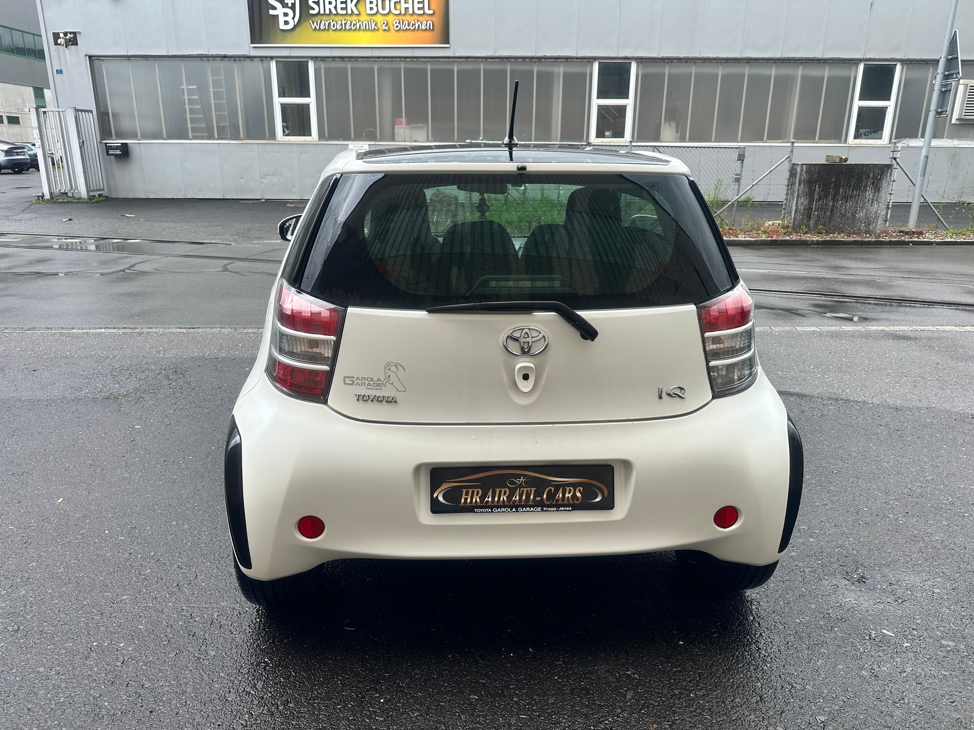 TOYOTA iQ 1.0 VVT-i Multidrive-image-5