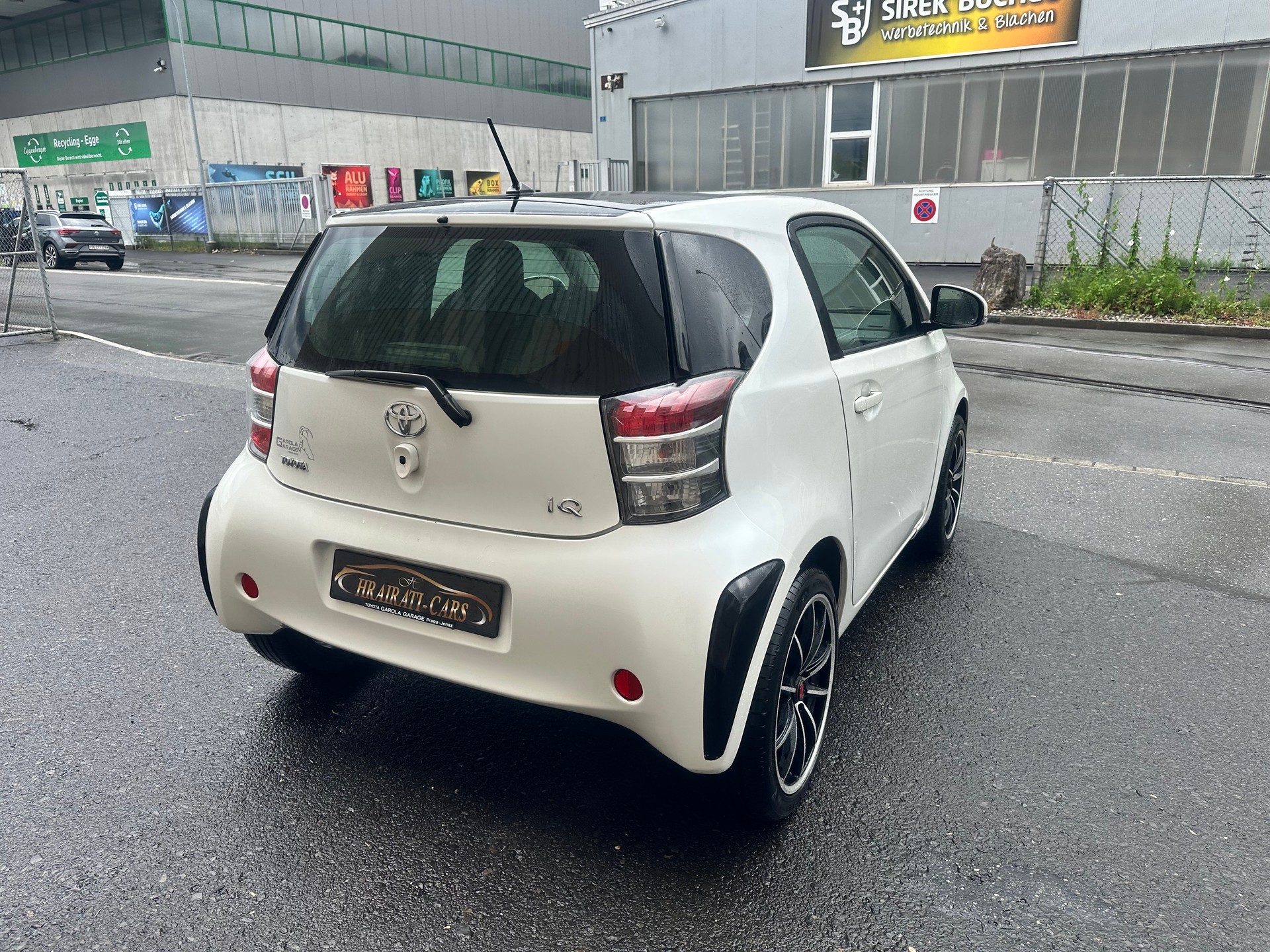 TOYOTA iQ 1.0 VVT-i Multidrive-image-6