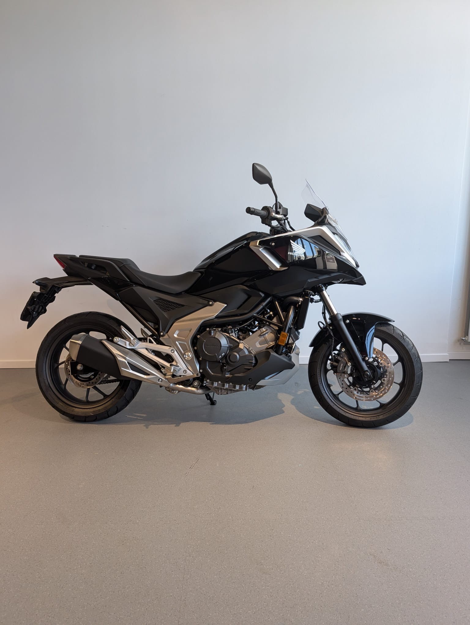HONDA NC 750 X-image-1