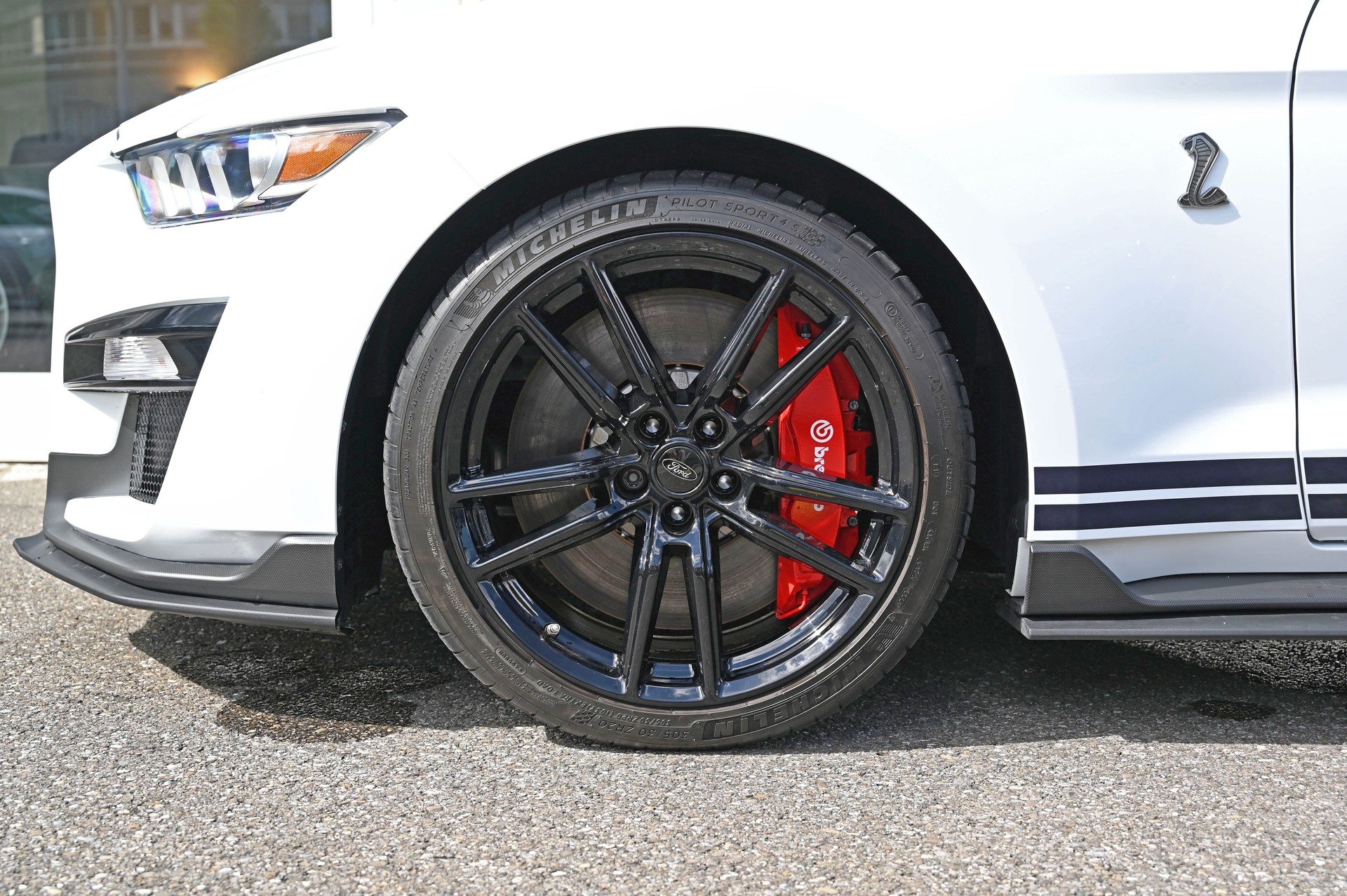 FORD Mustang Shelby GT500 Recaro-image-6