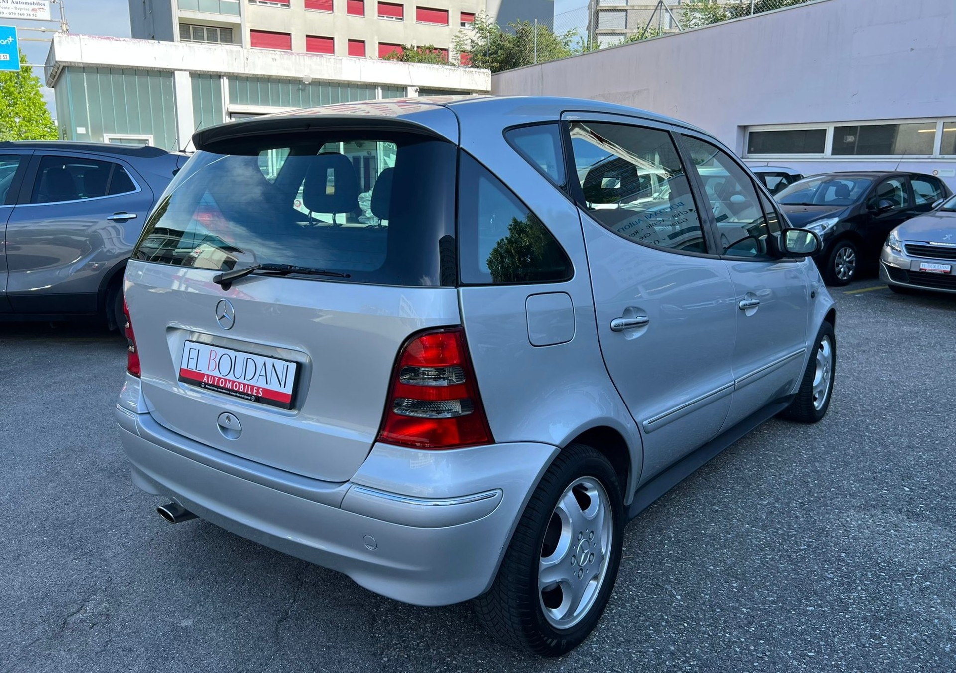 MERCEDES-BENZ A 160-image-5