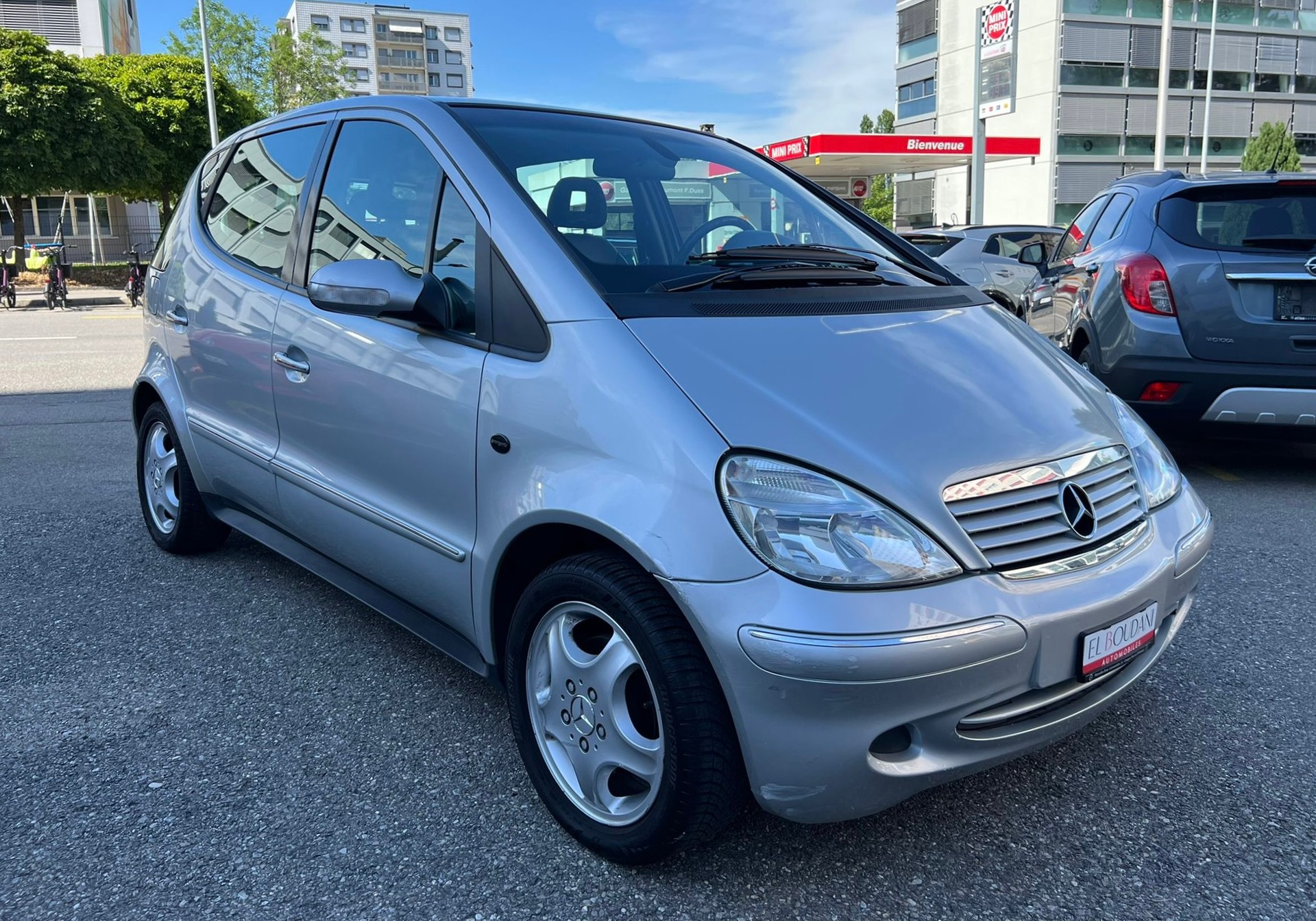 MERCEDES-BENZ A 160-image-2