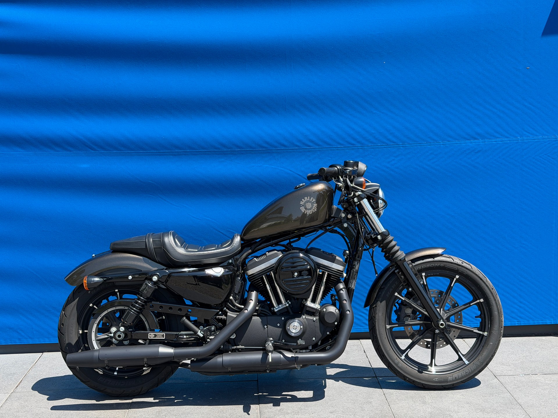 HARLEY-DAVIDSON XL 883 N Sportster Iron ABS-image-0