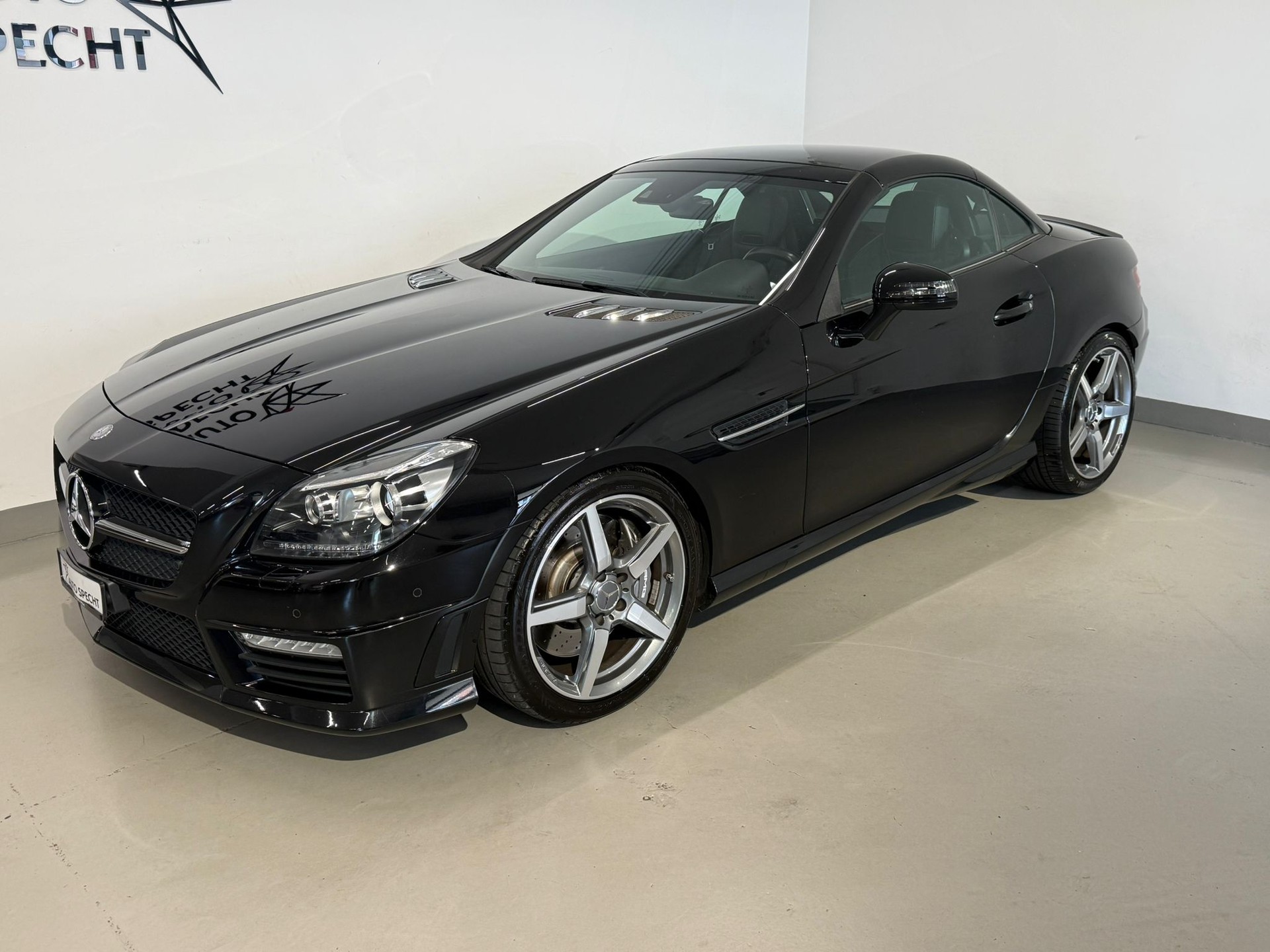 MERCEDES-BENZ SLK 55 AMG 7G-Tronic Speedshift Plus-showroom-element-3