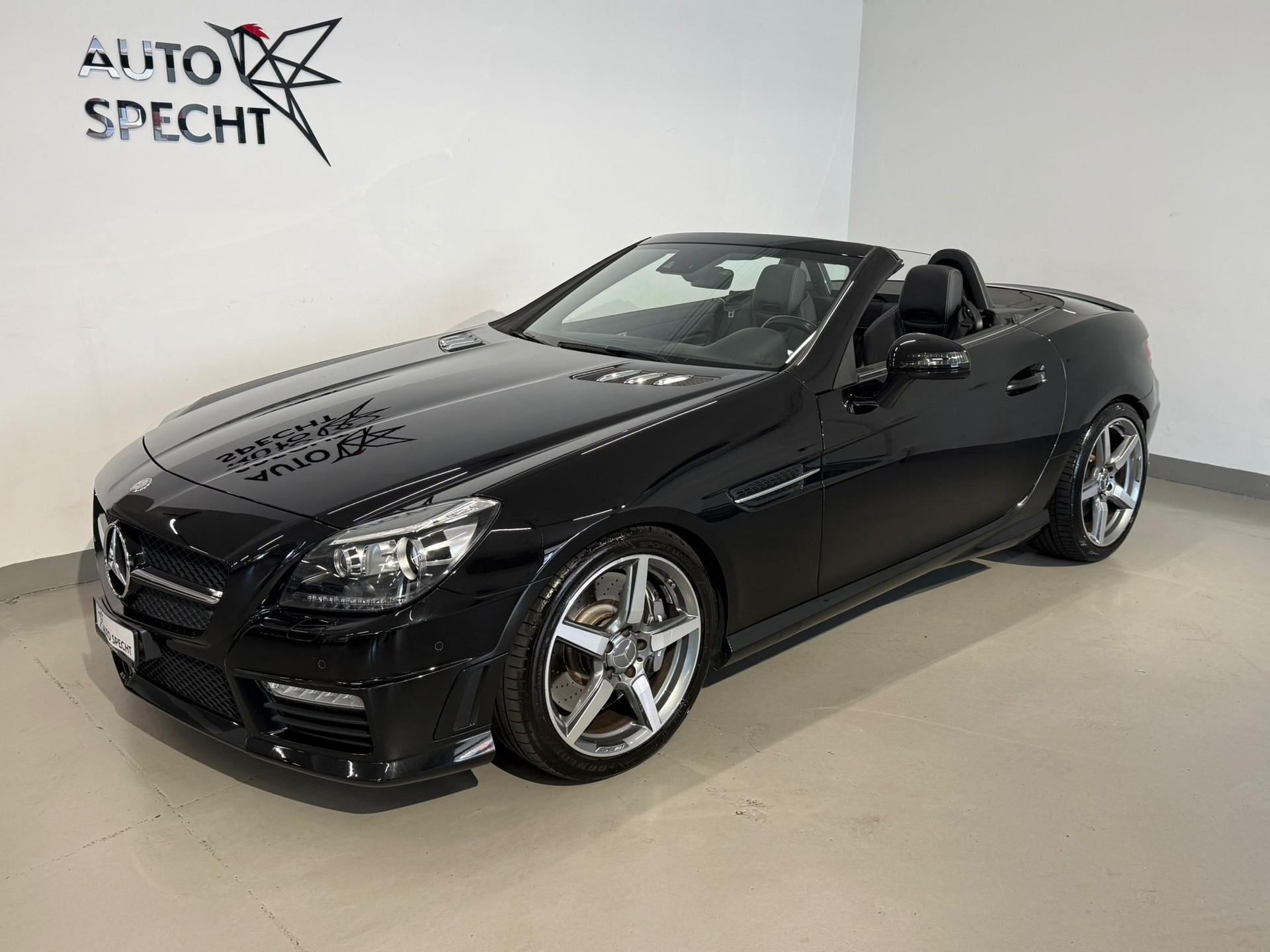 MERCEDES-BENZ SLK 55 AMG 7G-Tronic Speedshift Plus-showroom-element-2