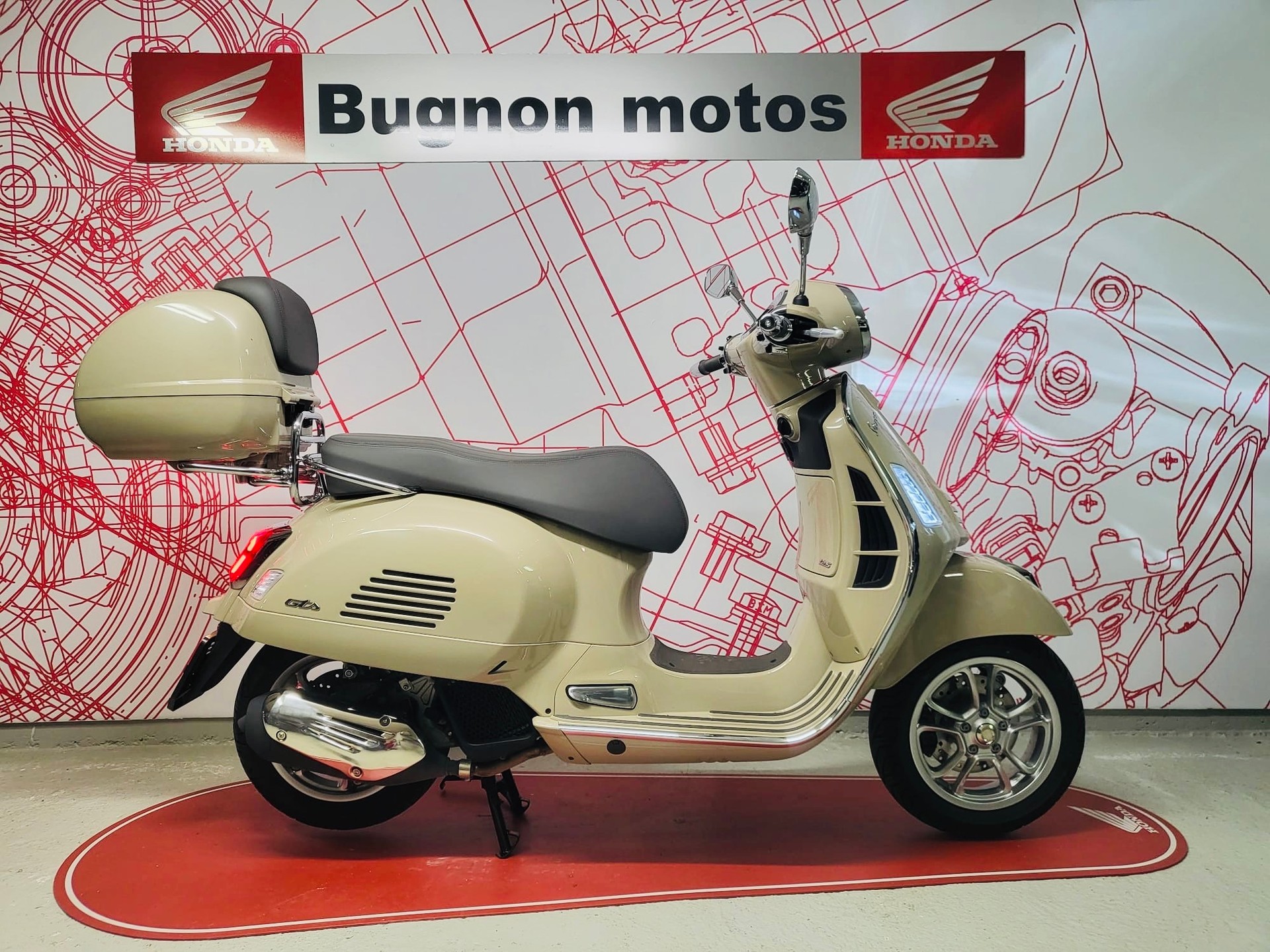 PIAGGIO Vespa GTS 125 Super Tech RST Euro 5+-image-0