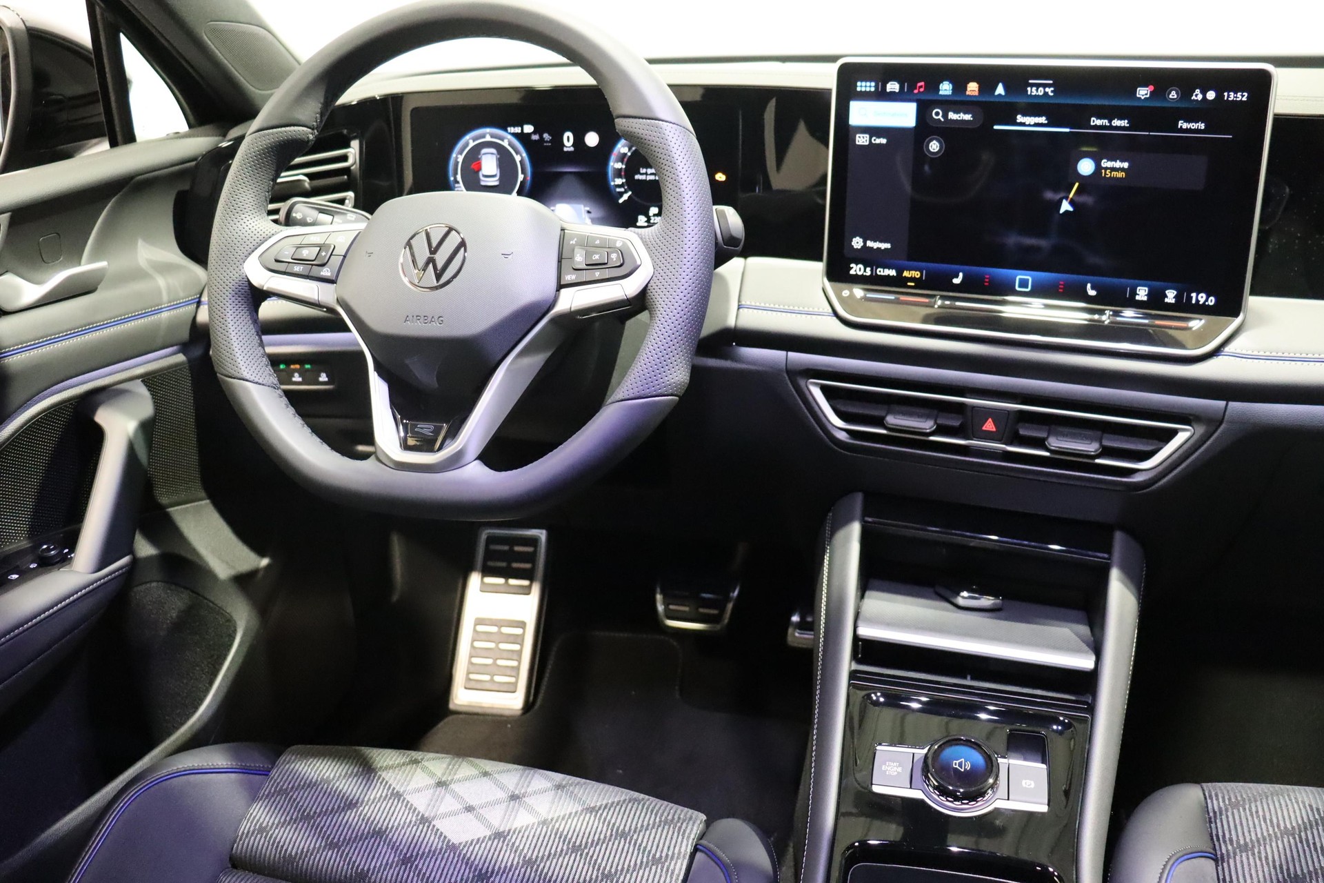 VW Tiguan 2.0 TSI R-Line DSG 4motion-image-14