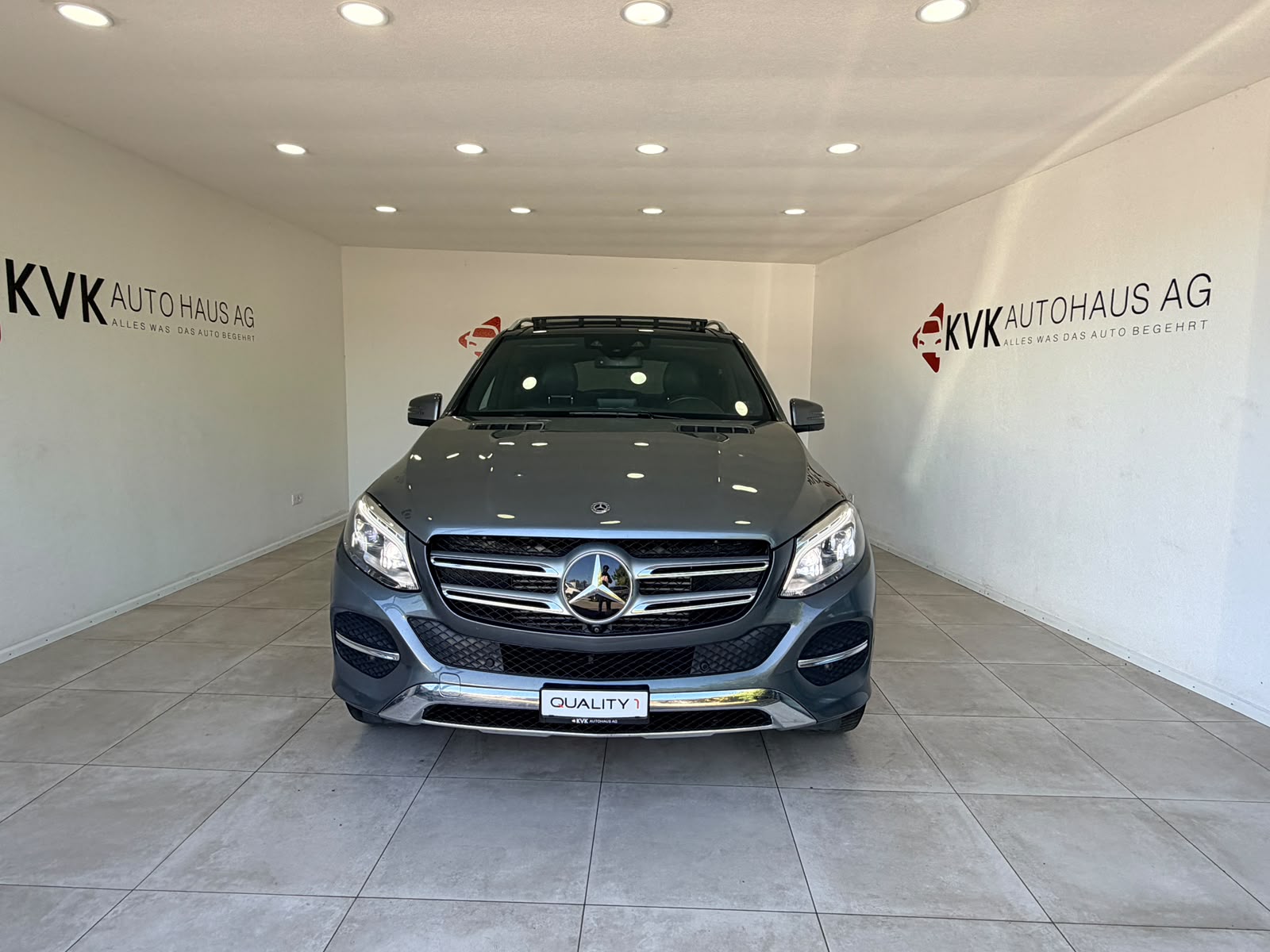 MERCEDES-BENZ GLE 250 d 4Matic 9G-Tronic-image-4