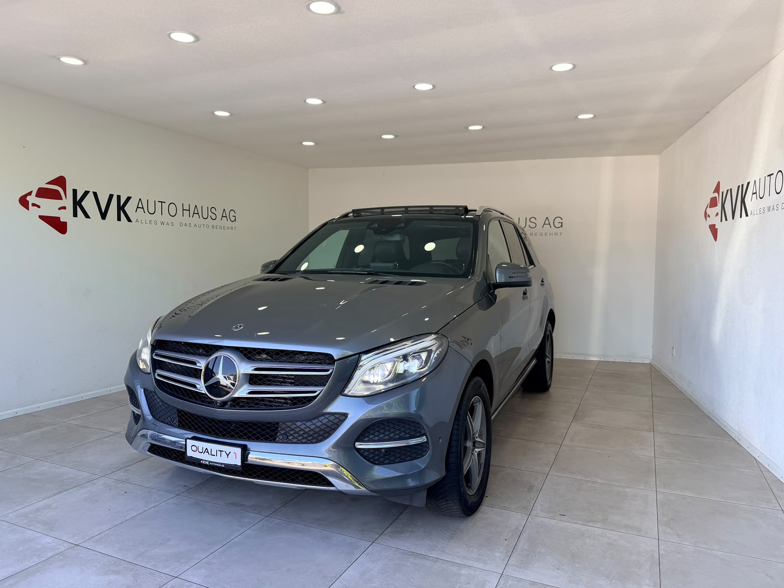MERCEDES-BENZ GLE 250 d 4Matic 9G-Tronic-showroom-element-1