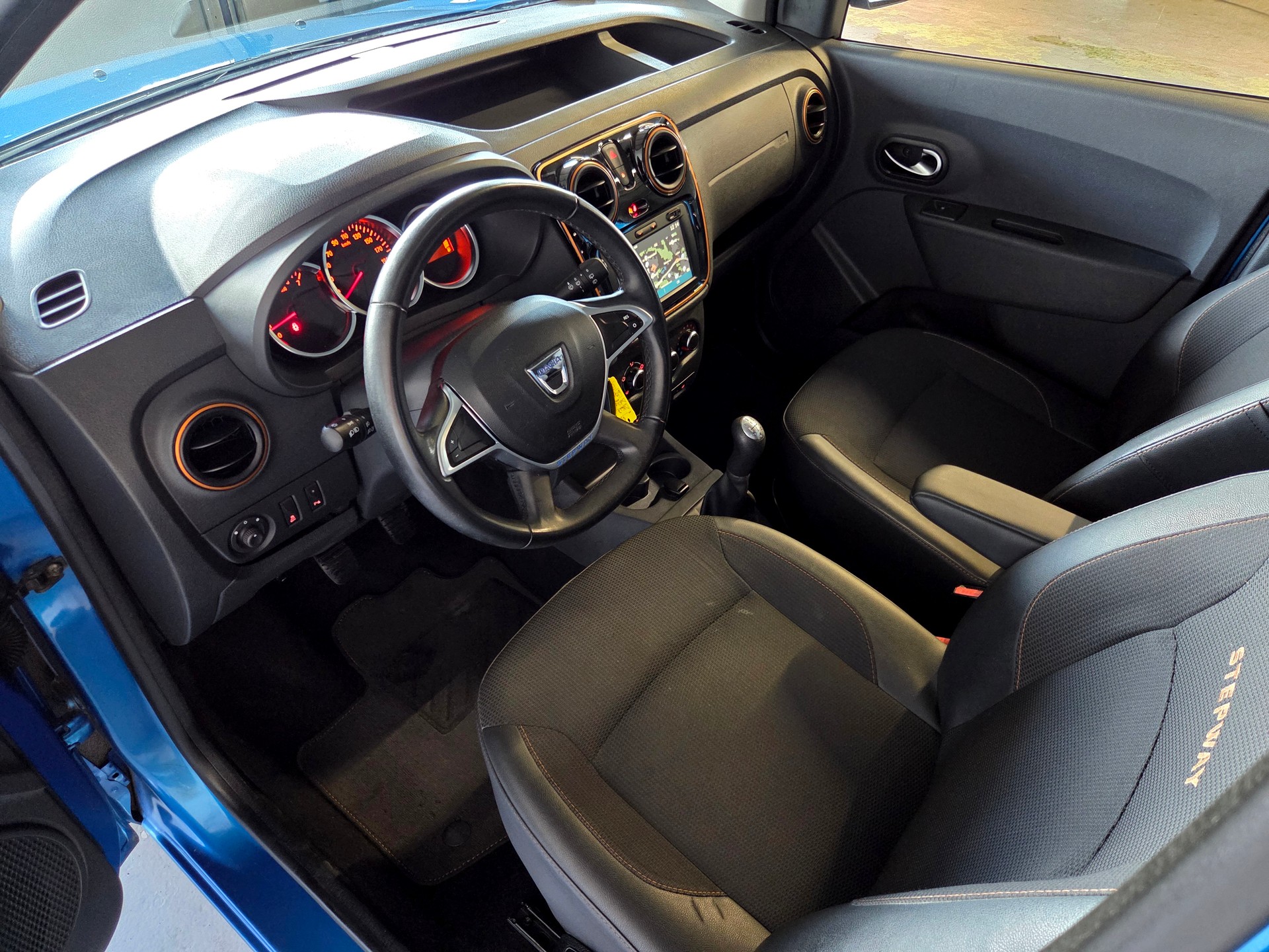 DACIA Dokker 1.5 dCi Stepway Unlimited S/S-showroom-element-3