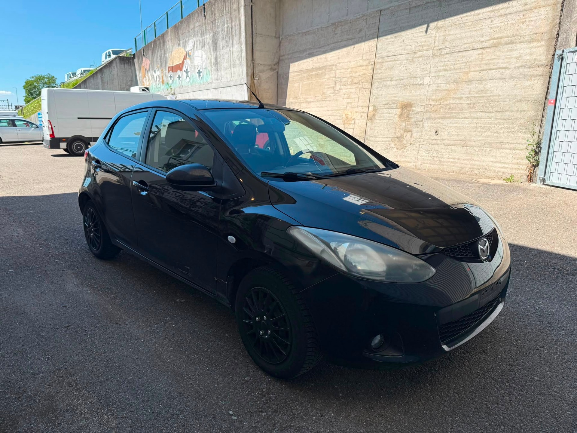 MAZDA 2 1.3i 16V Exclusive-showroom-element-1